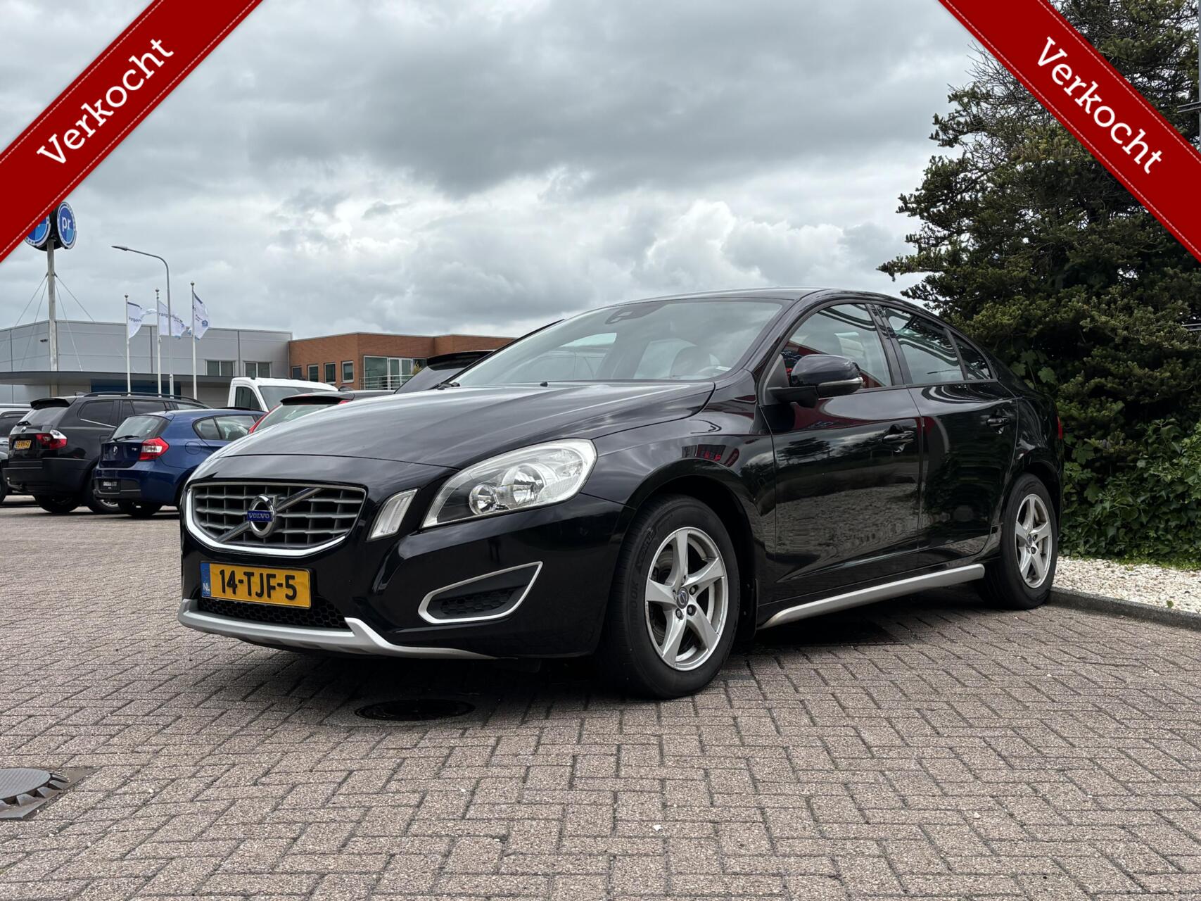 Volvo S60 1.6 T3 R-Design, Airco, Clima, Cruise, Trekhaak! 2012 - voorkant