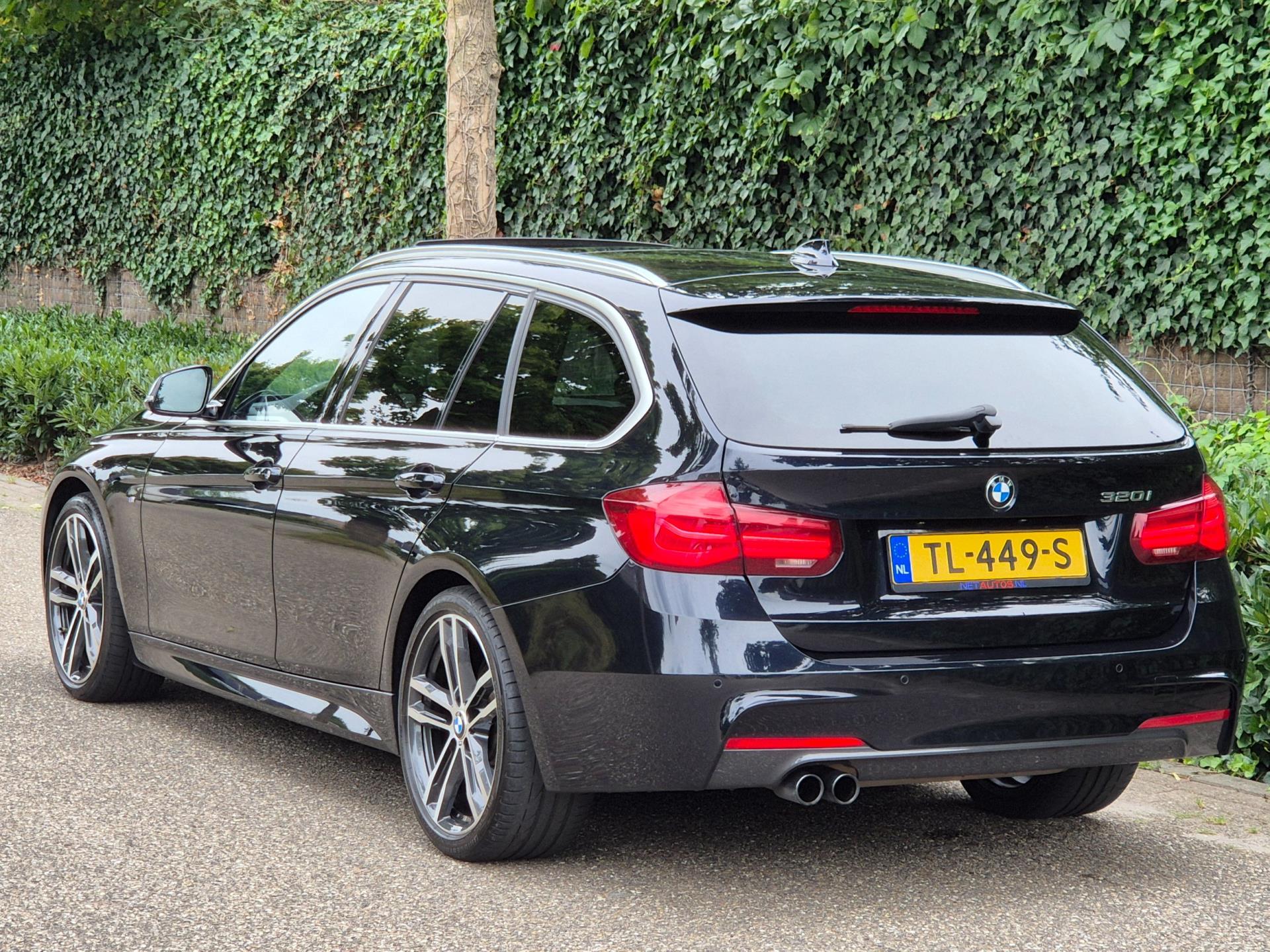 Foto van BMW 320i