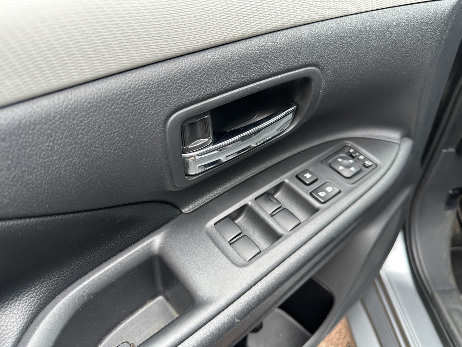 Foto van Mitsubishi Mitsubishi Outlander