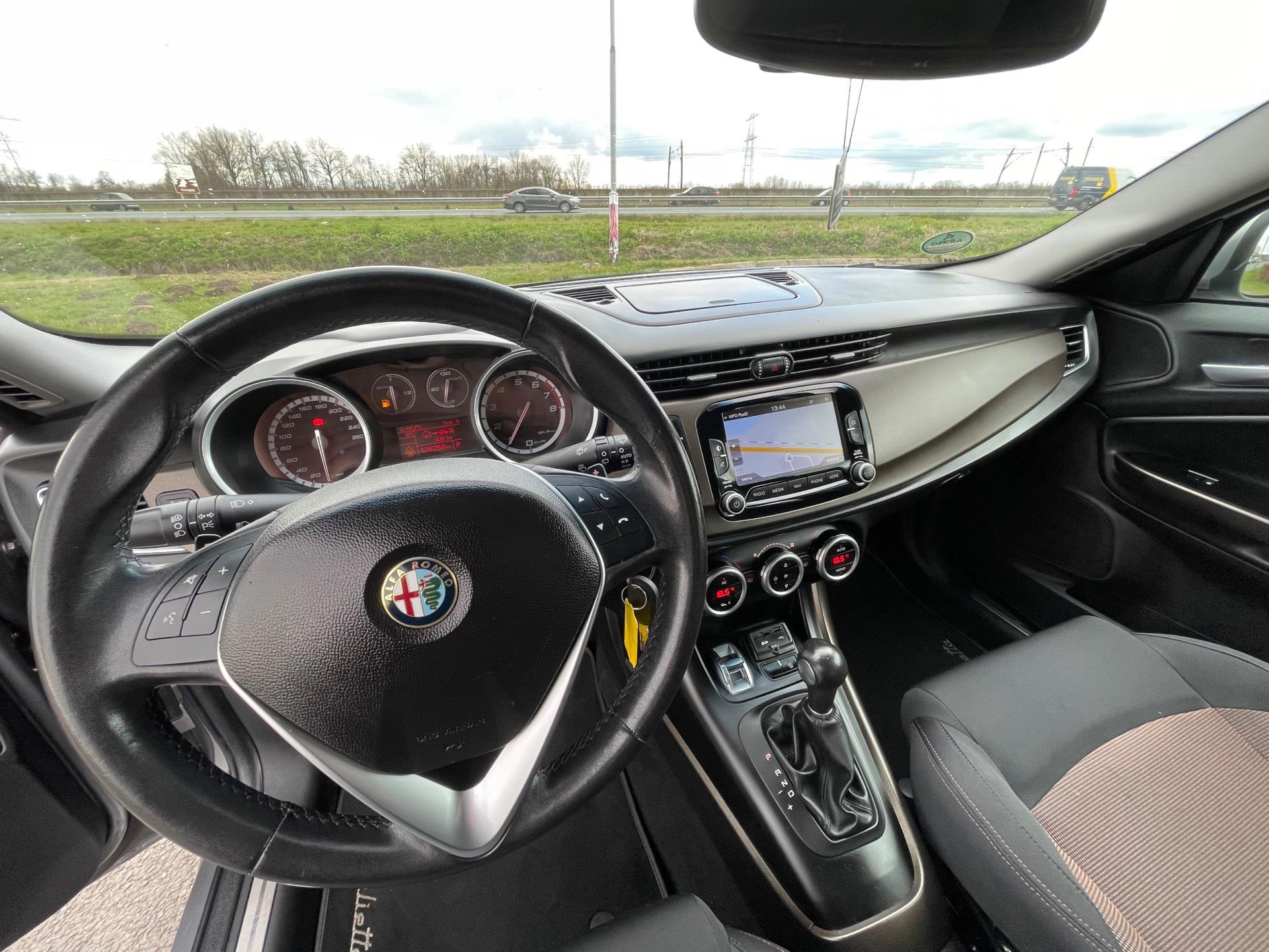 Foto van Alfa Romeo Alfa Giulietta