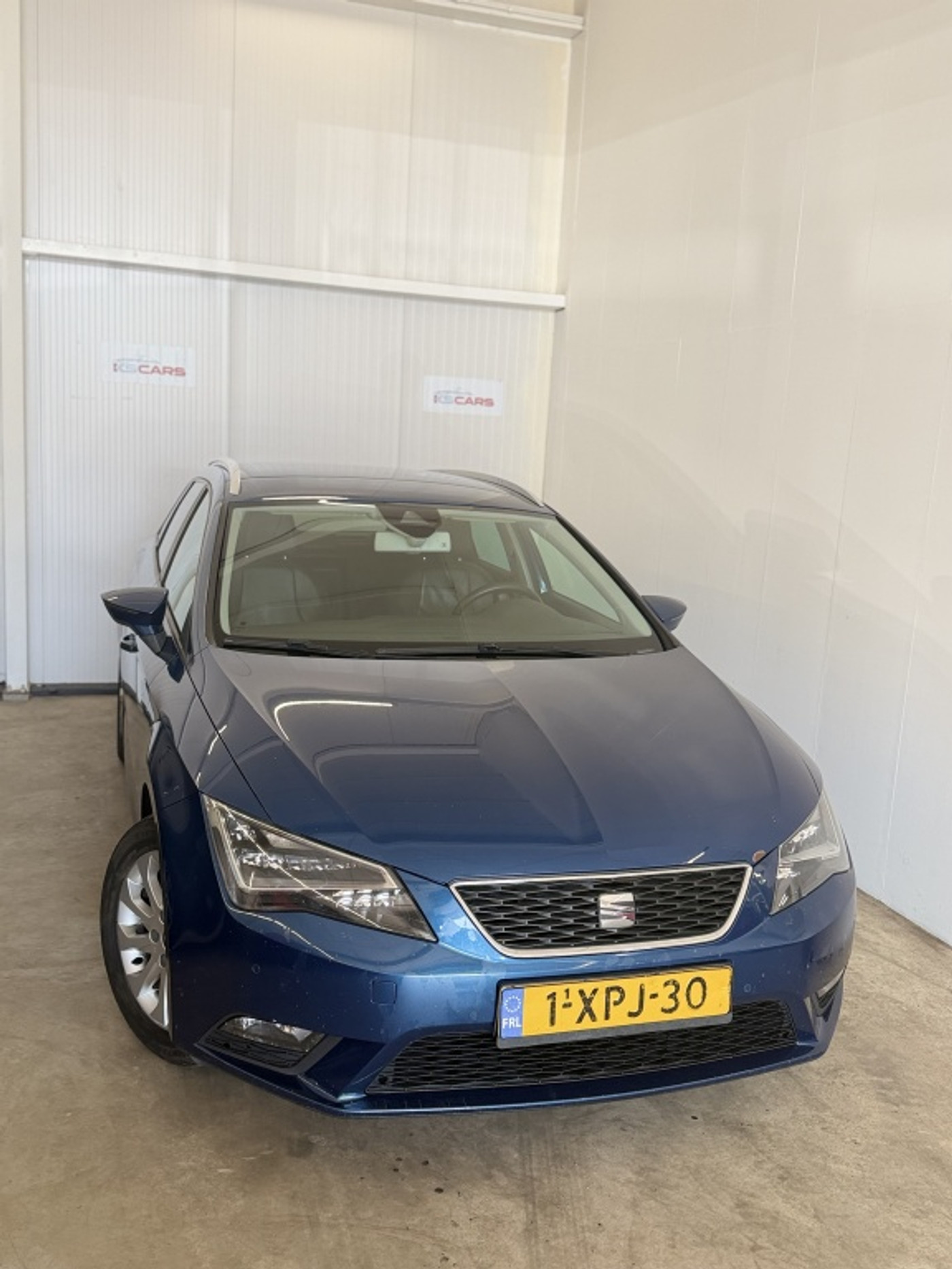 Seat Leon ST 1.6 TDI St. Bns. Ec. 2014 - voorkant