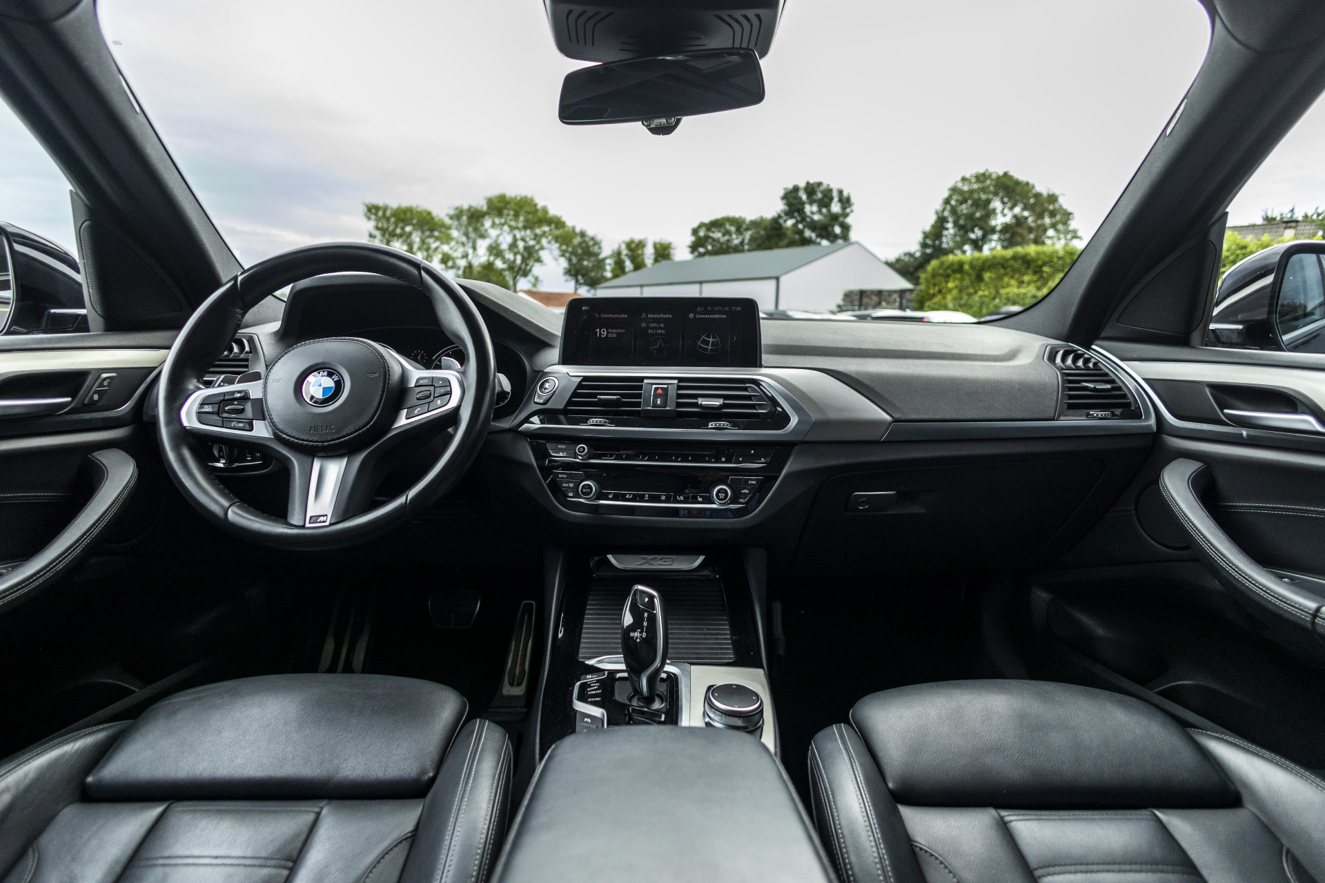 Foto van BMW X3 Xdrive20i