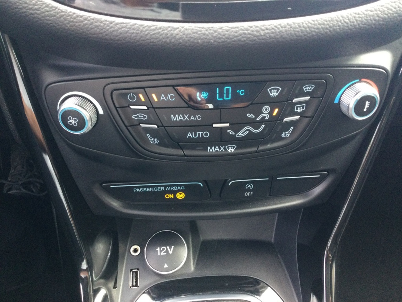 Foto van Ford B-max