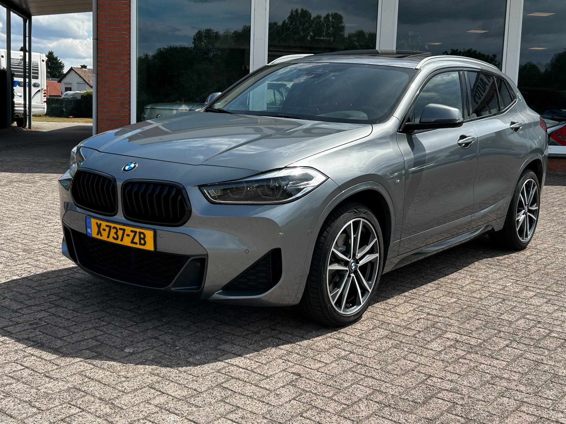 Foto van BMW X2 Sdrive20i