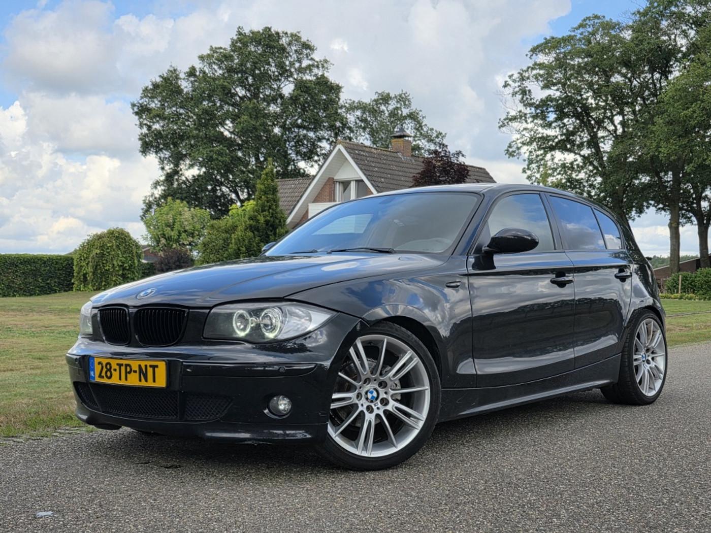 BMW 1er Reihe 116i High Executive 2005 - voorkant