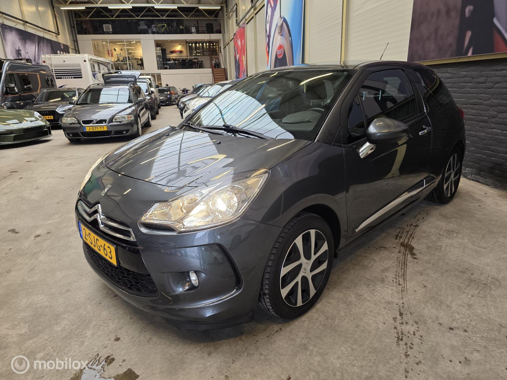 Citroen Ds3 1.2 VTi So Chic 2013 - voorkant
