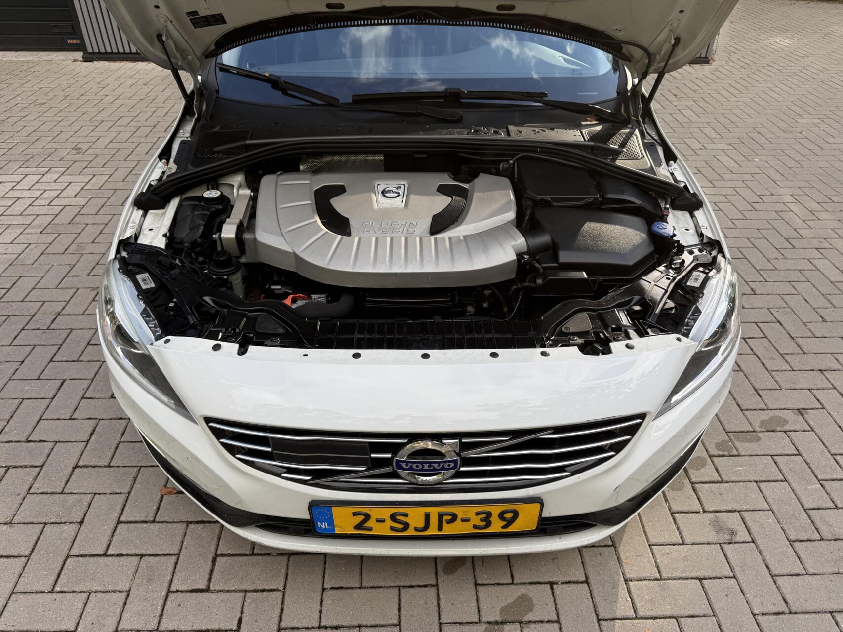 Foto van Volvo V60 Plug In Hybrid