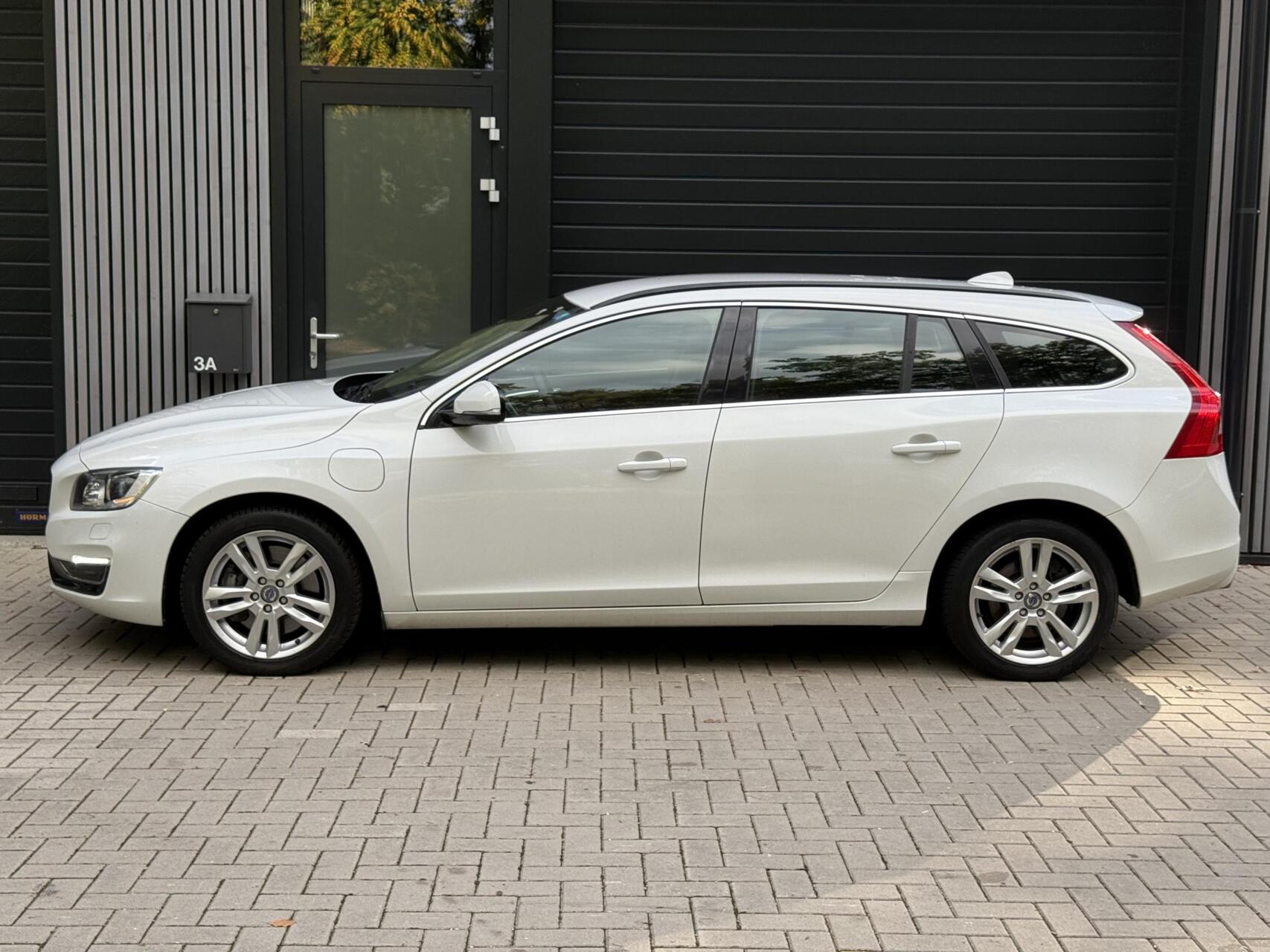 Foto van Volvo V60 Plug In Hybrid