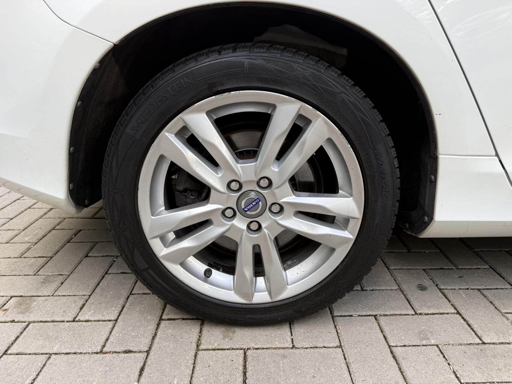 Foto van Volvo V60 Plug In Hybrid