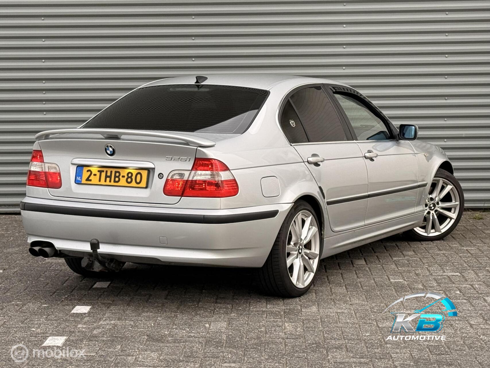 Foto van BMW 325i