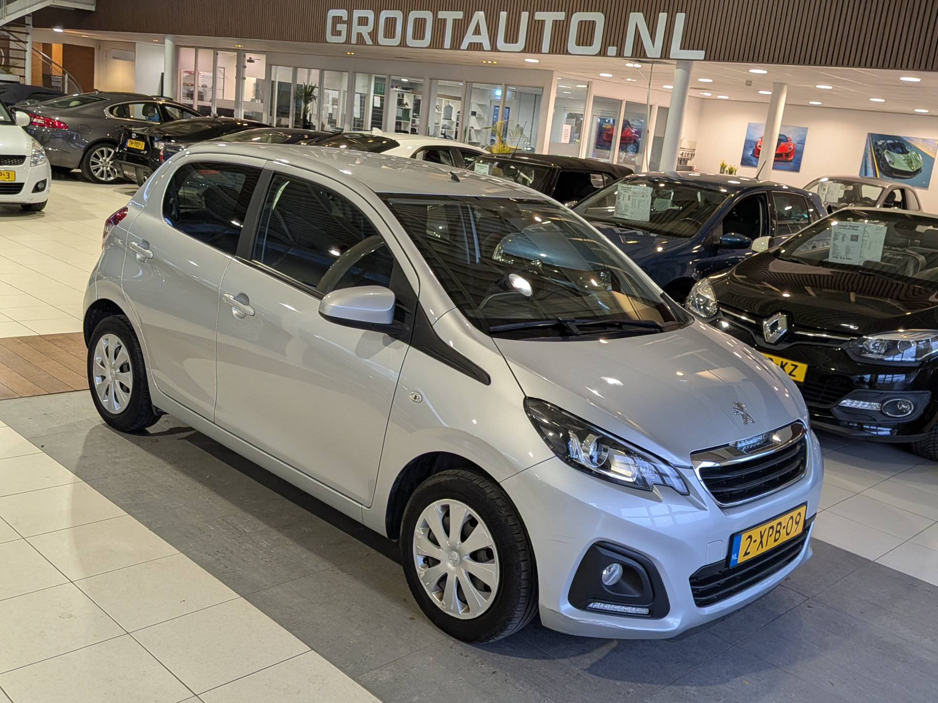 Peugeot 108 1.0 e-VTi Blue Lease 2014 - voorkant