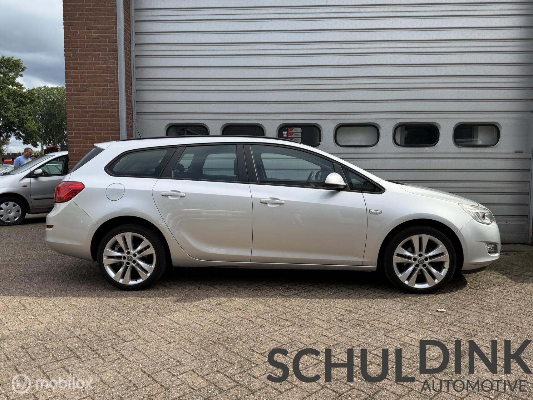 Foto van Opel Astra Sports Tourer