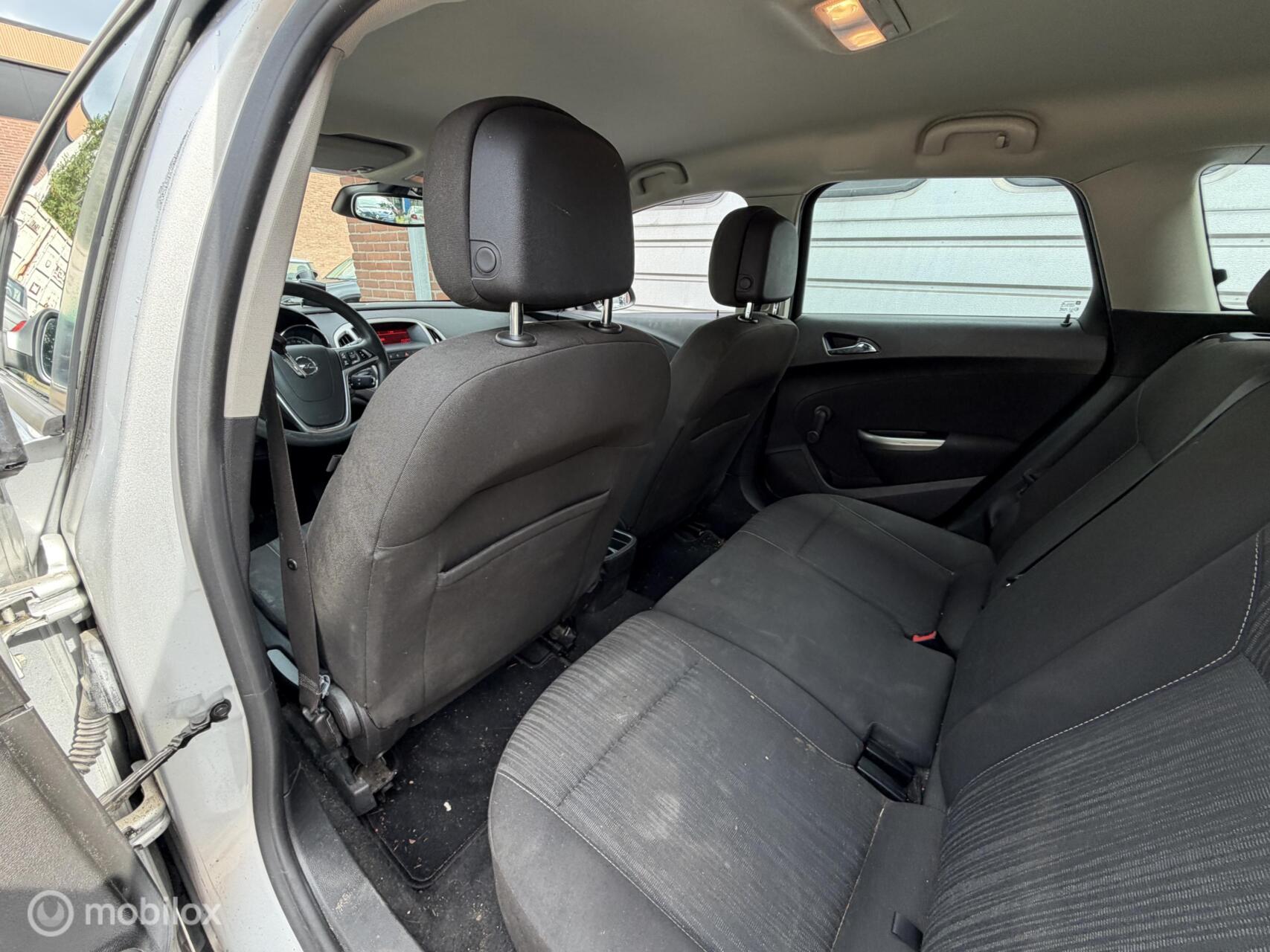 Foto van Opel Astra Sports Tourer