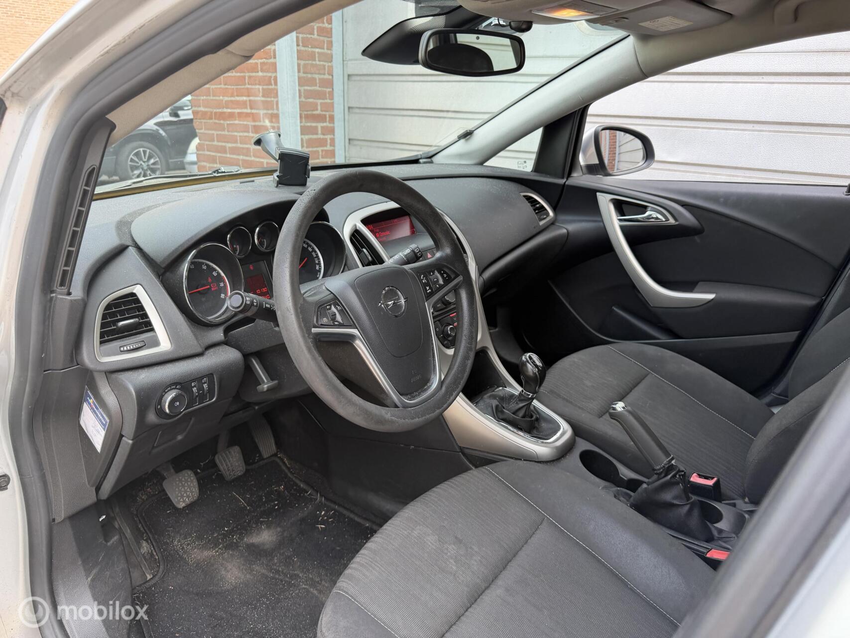 Foto van Opel Astra Sports Tourer
