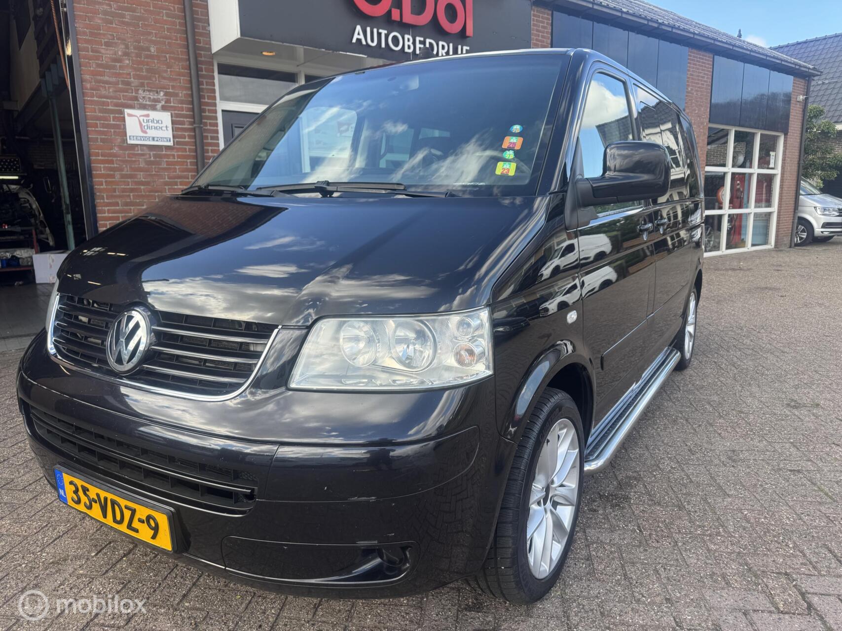 Volkswagen Multivan 2.5 TDI 300 Budgetline DC 2006 - voorkant