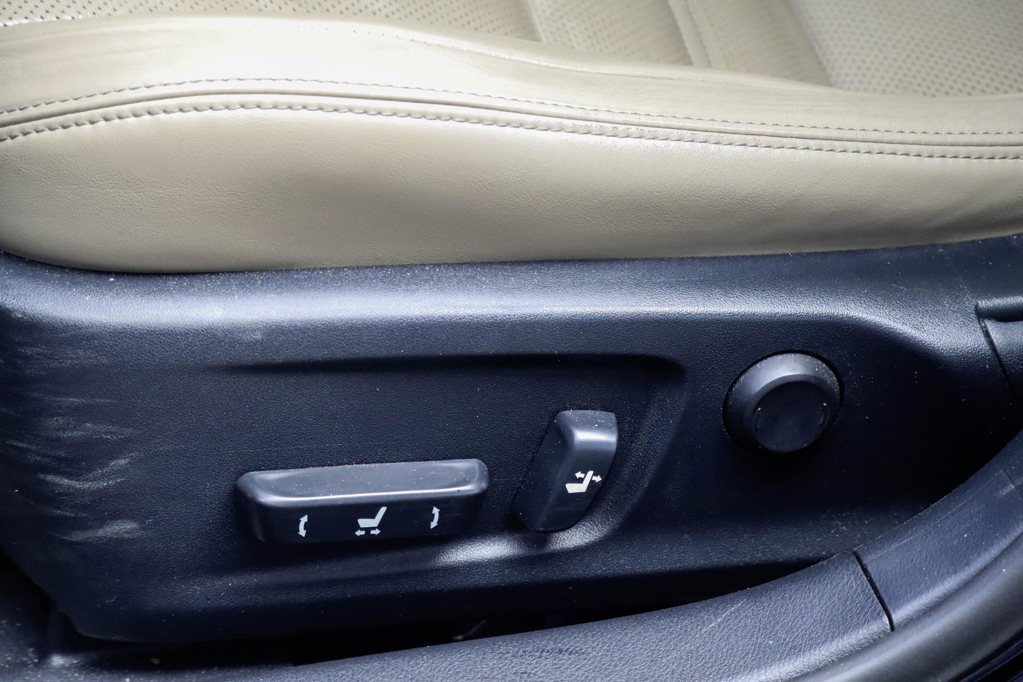Foto van Lexus Lexus Is300h