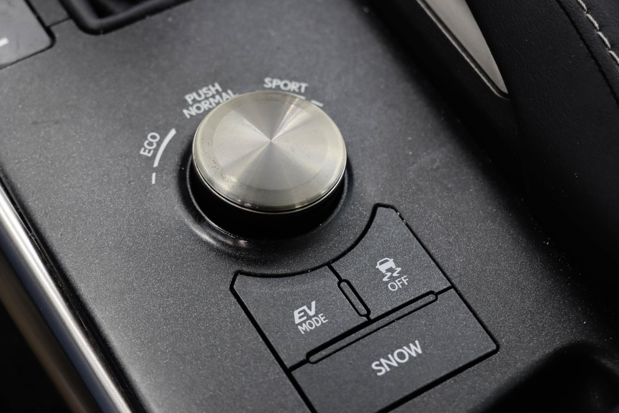 Foto van Lexus Lexus Is300h