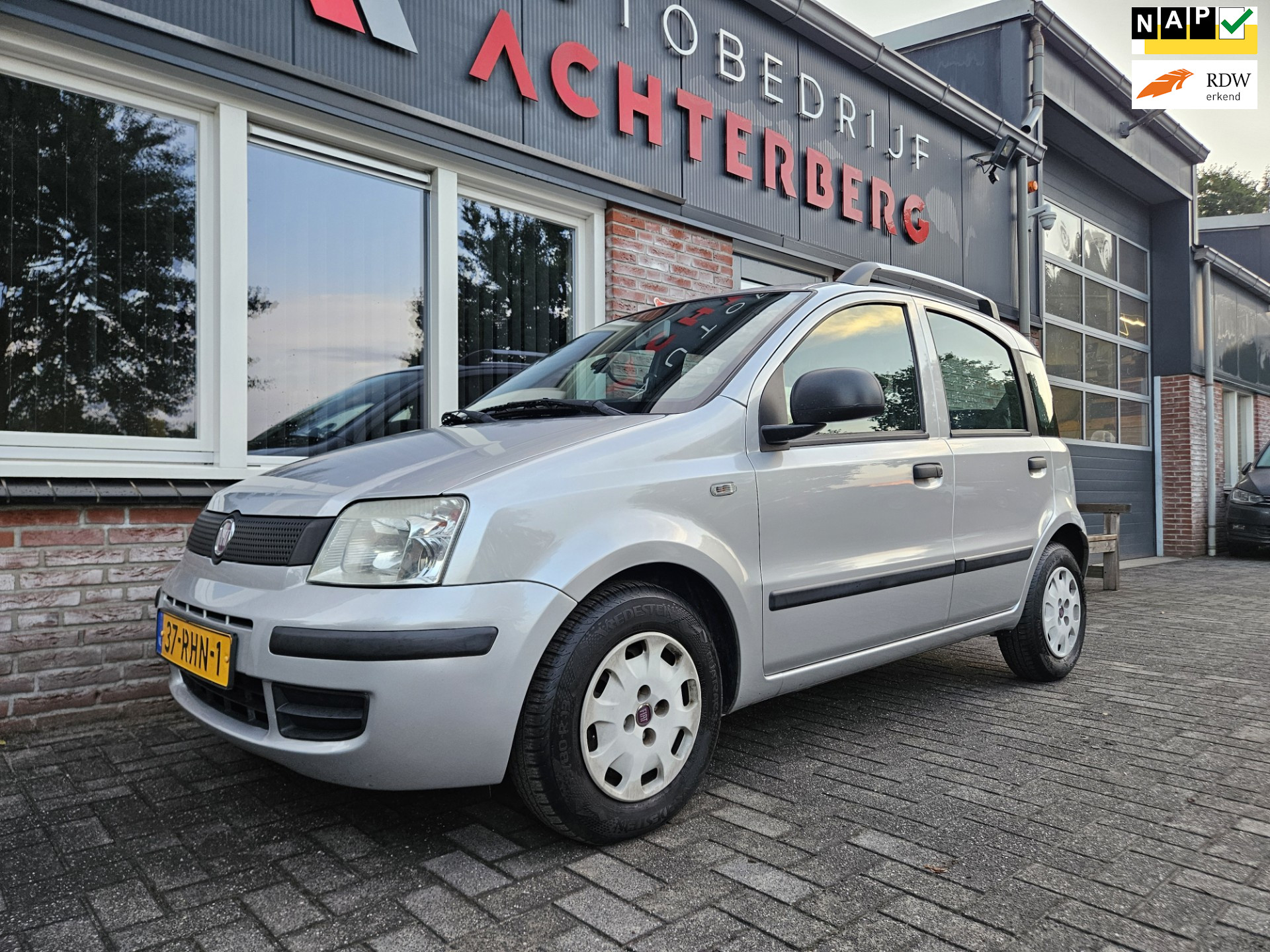 Fiat Fiat Panda 1.2 Active NAP! Stuurbekrachtiging! Leuke Auto! Nieuwe Apk! 2011 - voorkant