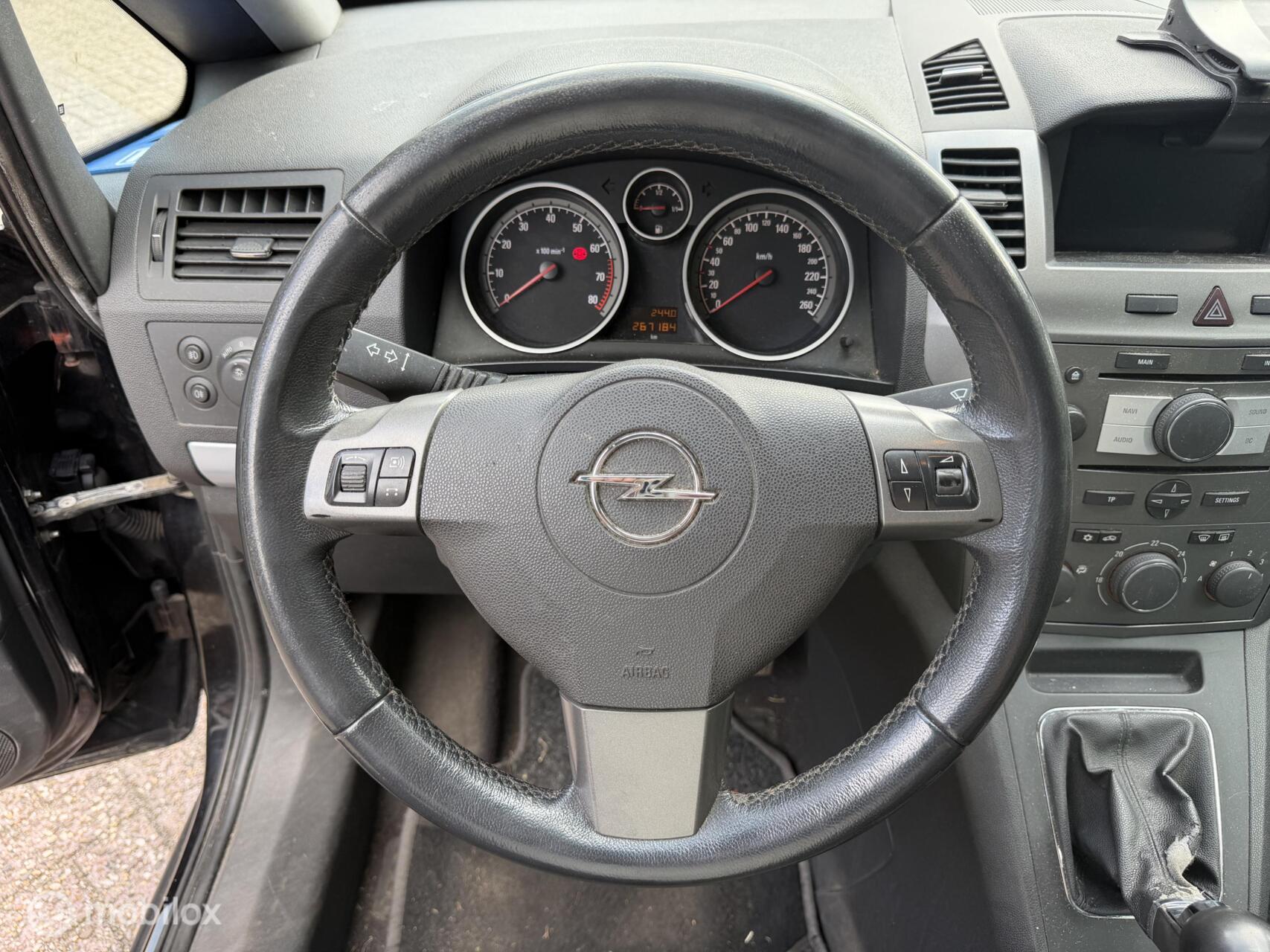 Foto van Opel Zafira