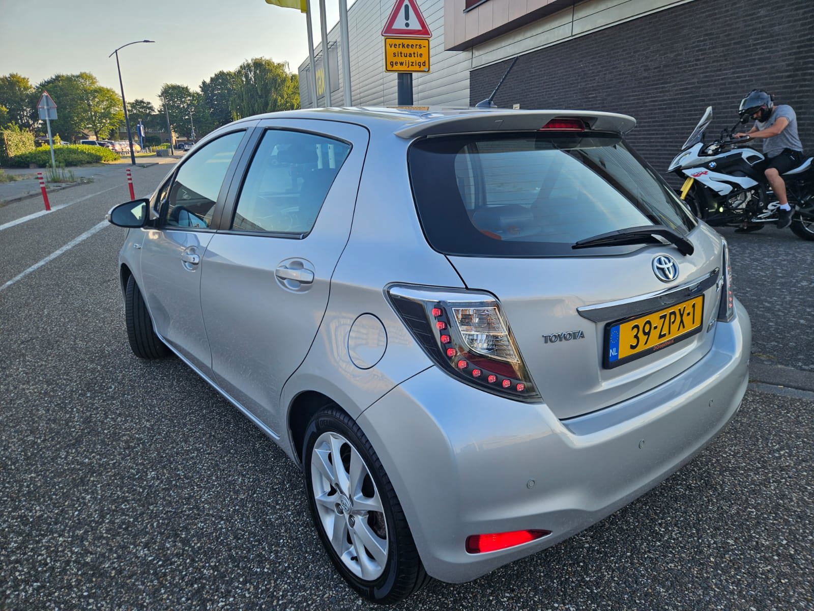 Foto van Toyota Toyota Yaris Hybrid