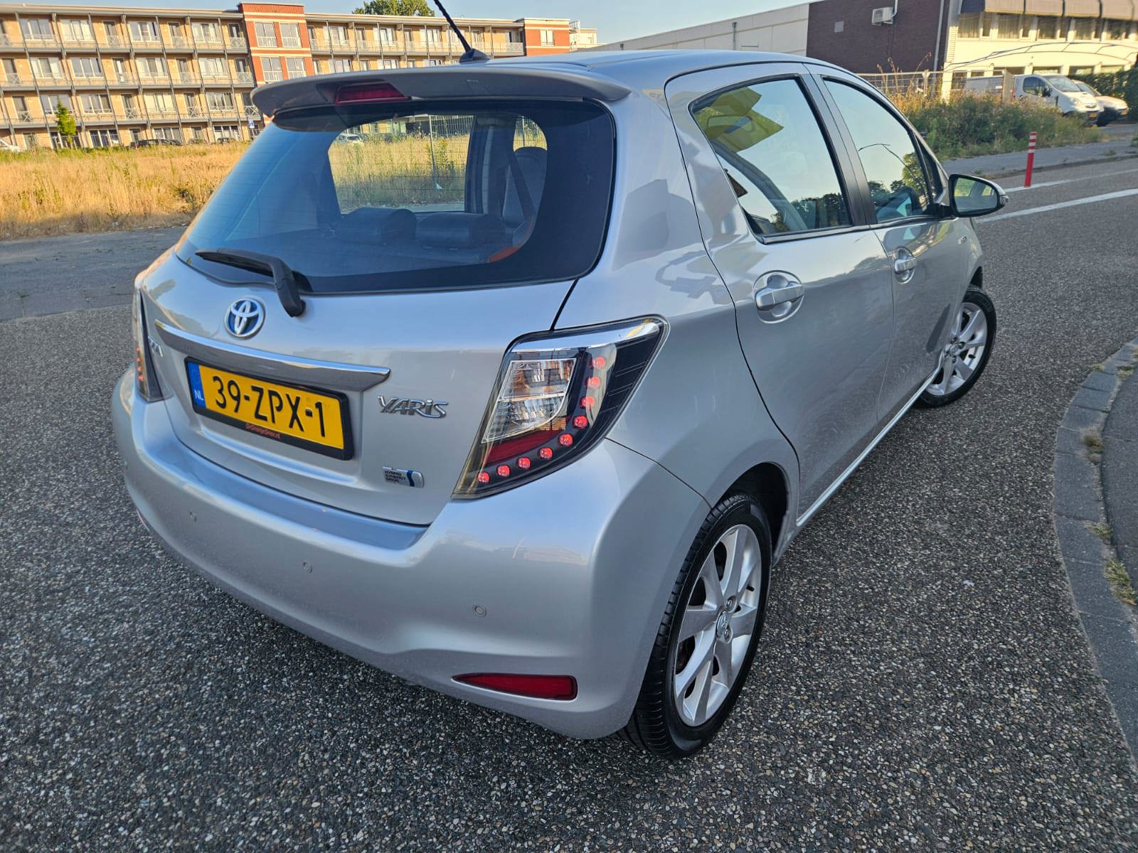 Foto van Toyota Toyota Yaris Hybrid