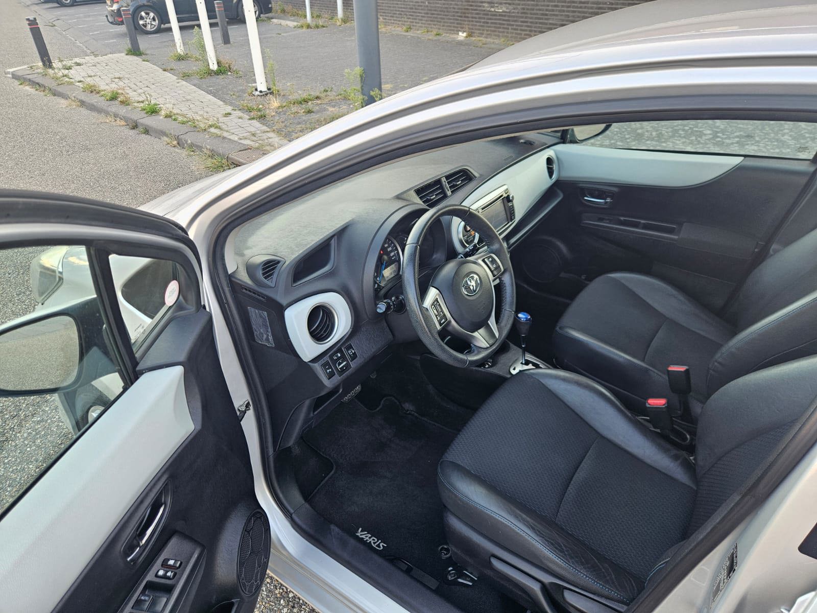 Foto van Toyota Toyota Yaris Hybrid
