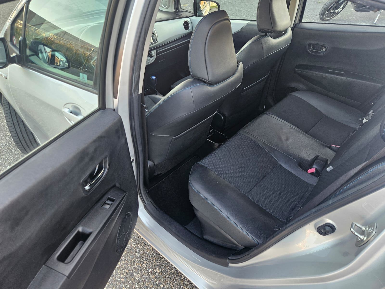 Foto van Toyota Toyota Yaris Hybrid