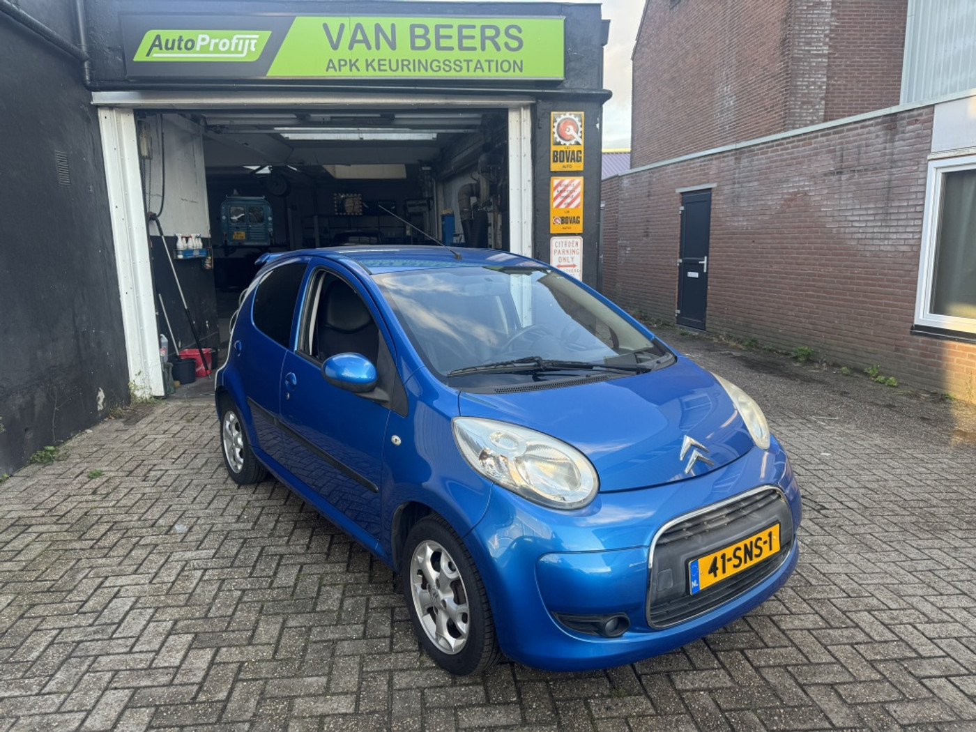 Citroen Citroen C1 1.0-12V Exclusive airco 5 deurs 2011 - voorkant