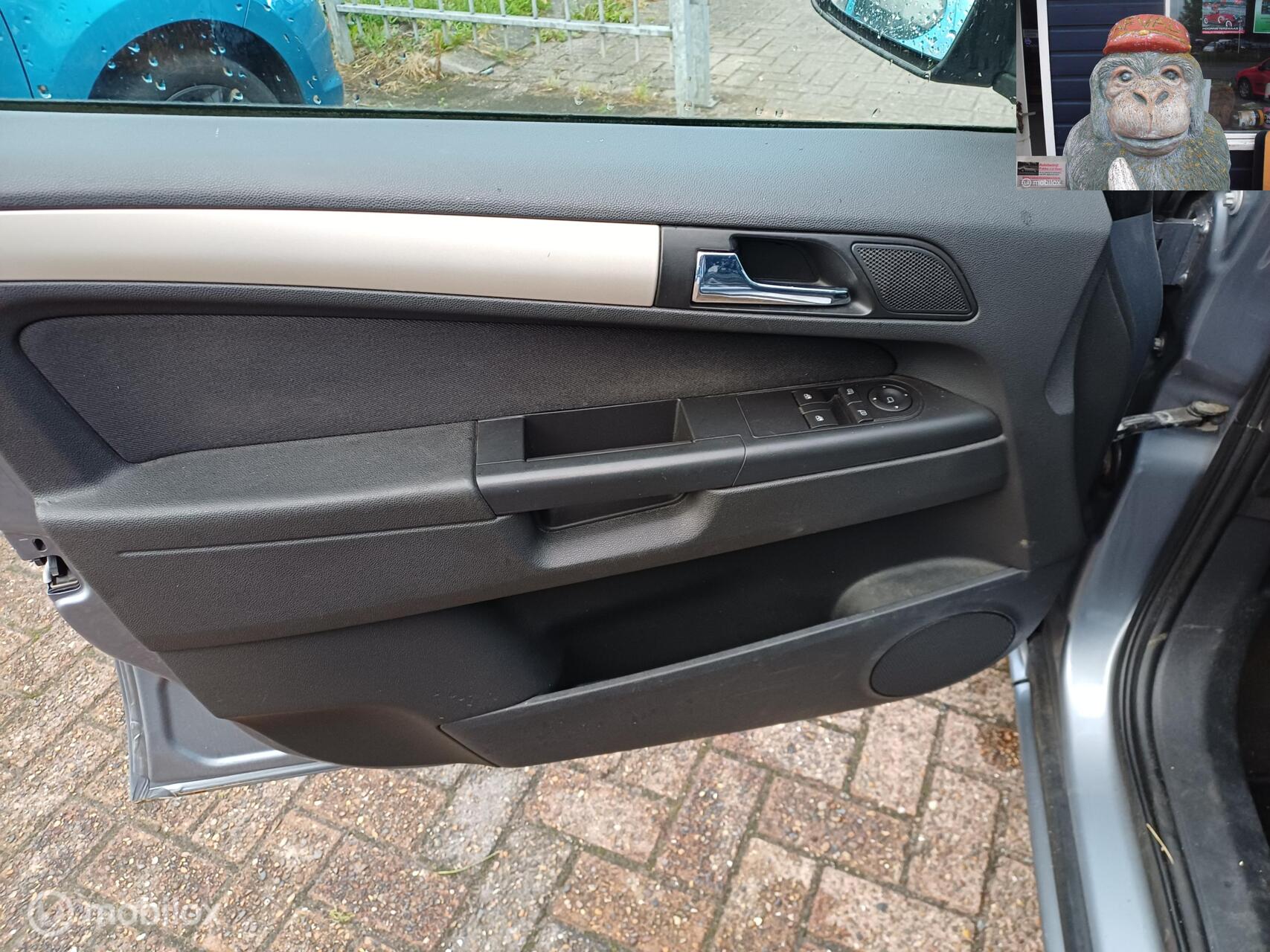 Foto van Opel Zafira