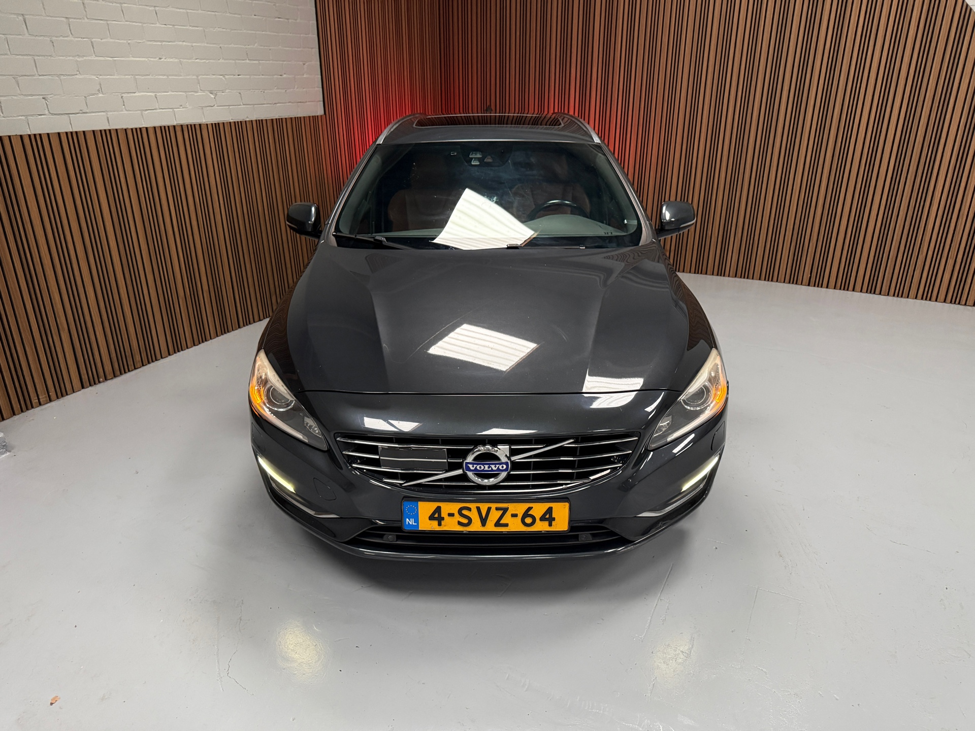 Foto van Volvo V60 Plug In Hybrid
