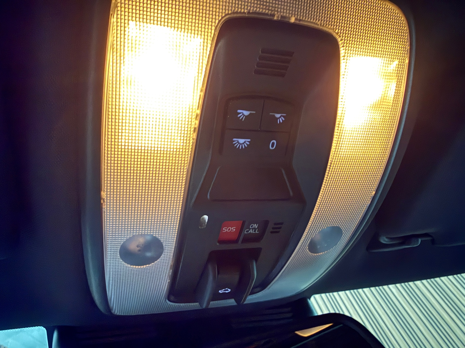 Foto van Volvo V60 Plug In Hybrid