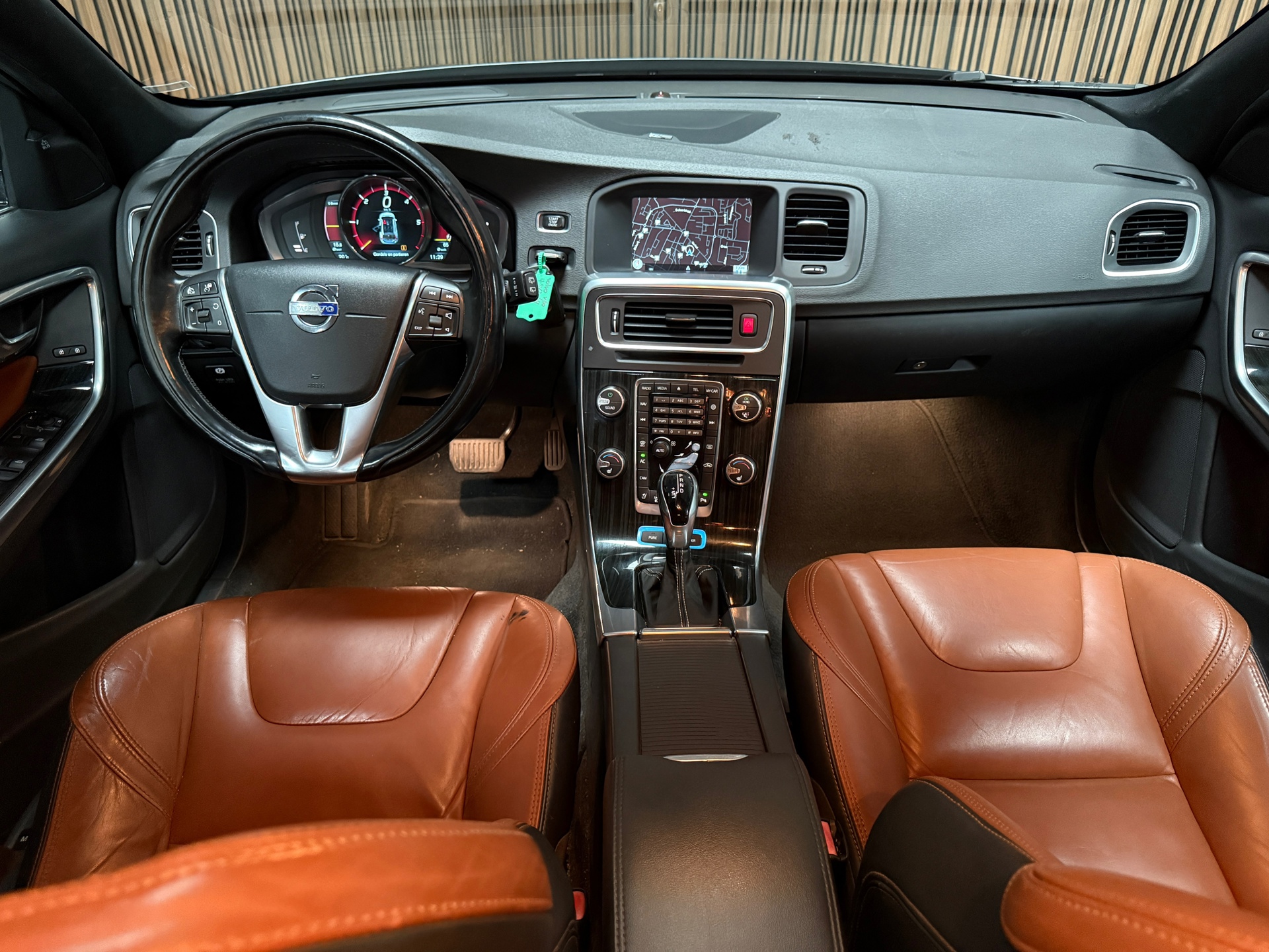 Foto van Volvo V60 Plug In Hybrid