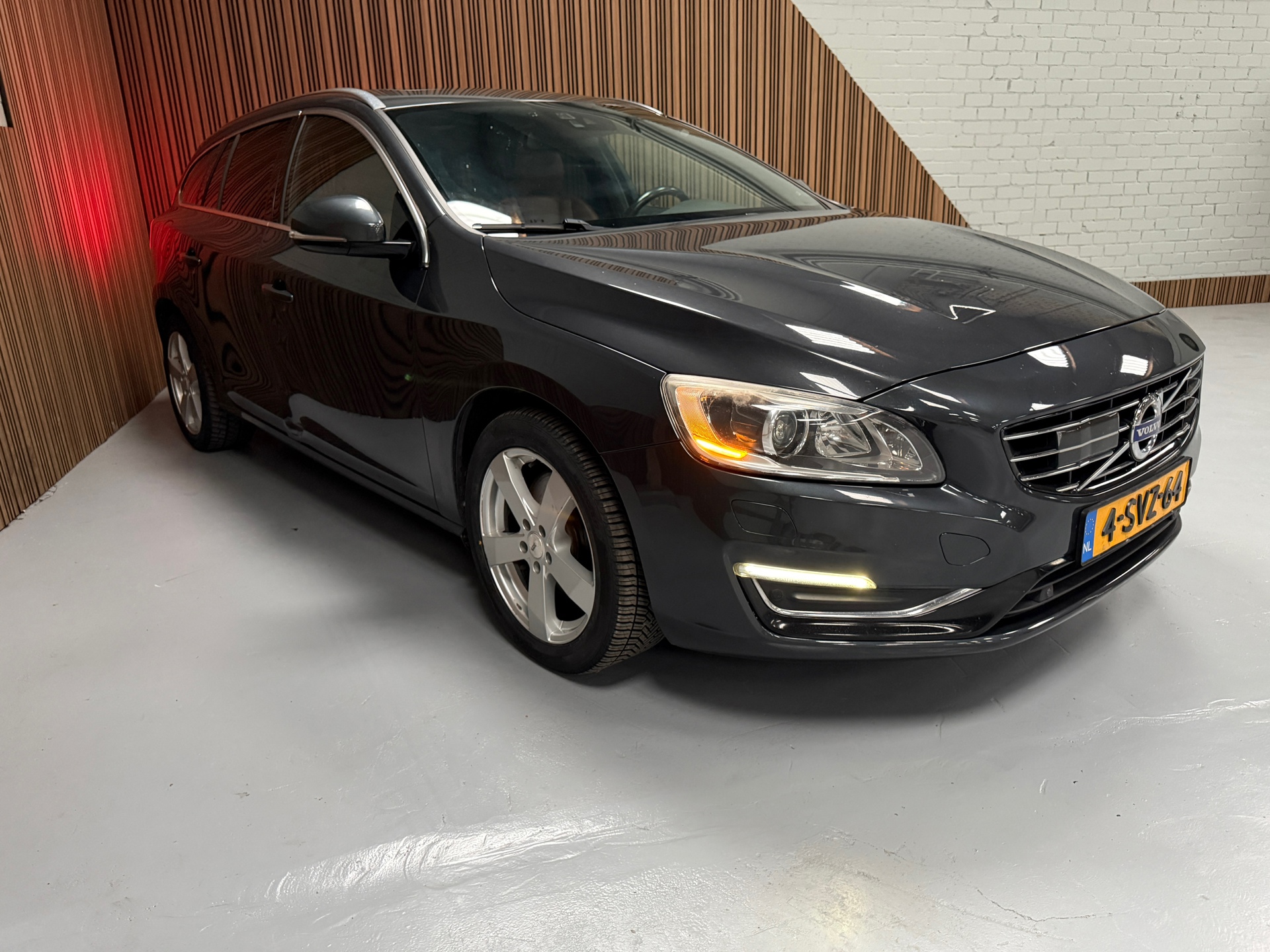 Foto van Volvo V60 Plug In Hybrid