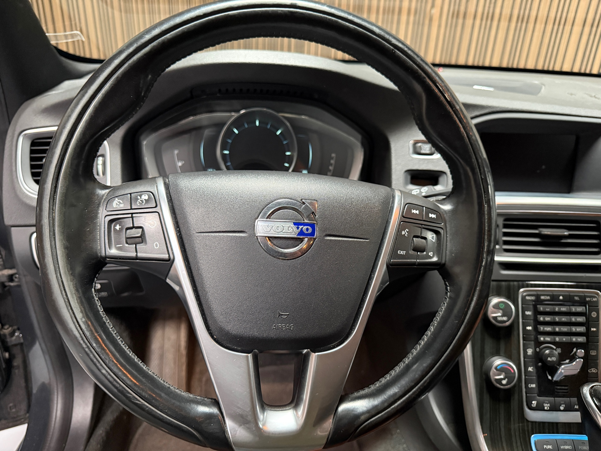 Foto van Volvo V60 Plug In Hybrid