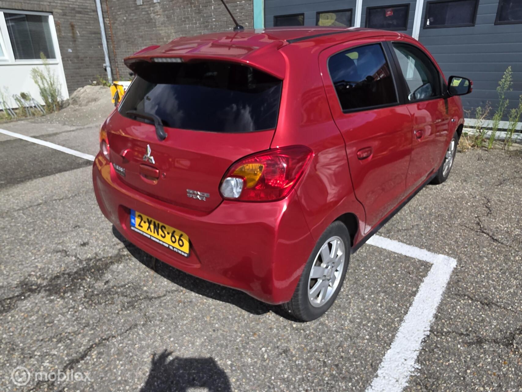 Foto van Toyota Toyota Yaris Hybrid