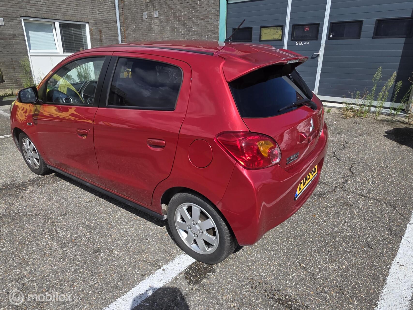 Foto van Toyota Toyota Yaris Hybrid