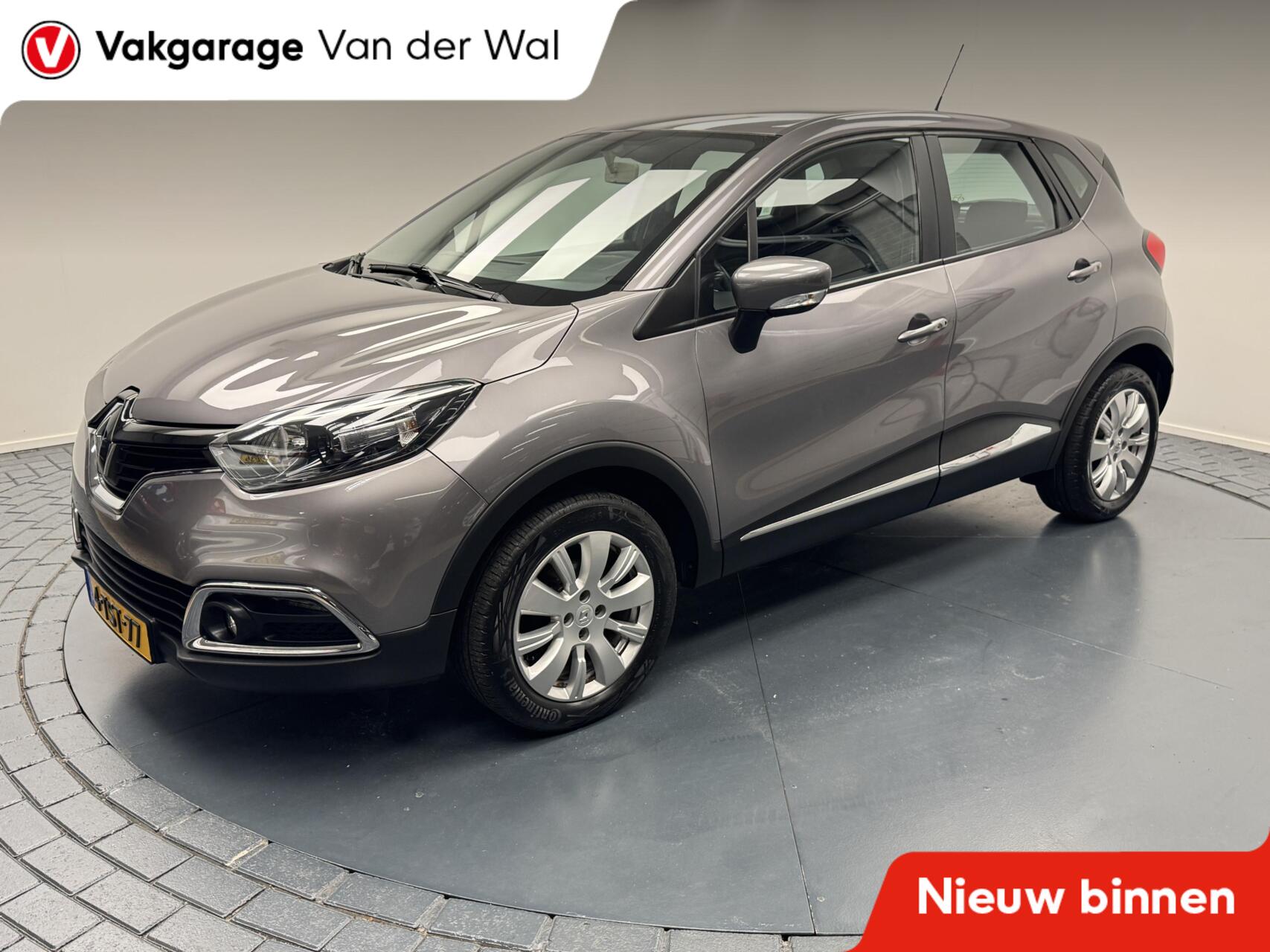 Renault Captur 0.9 TCe Expression Airco-Navigatie-Cr.contr-Parkeersensoren-Lm16''velgen 2014 - voorkant