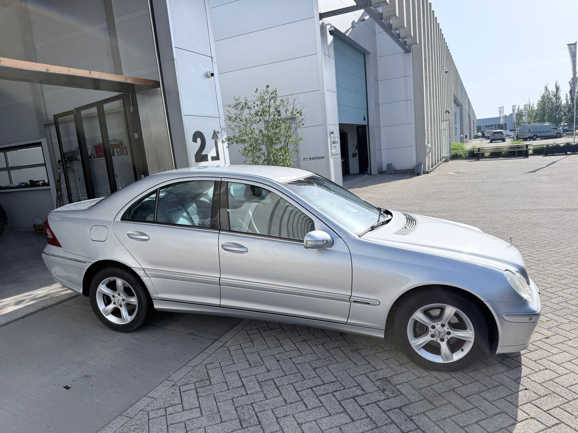 Foto van Mercedes-Benz C 200 Kompressor