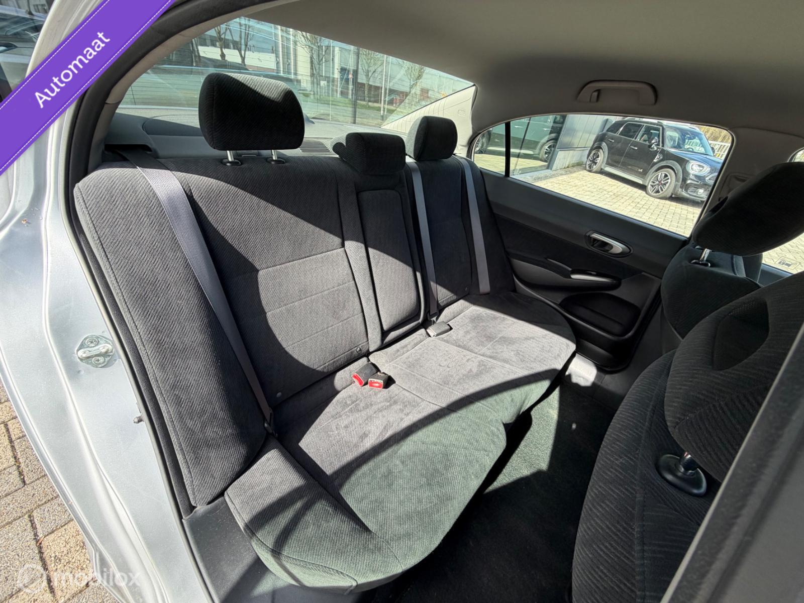 Foto van Honda Civic 4dr Hybrid