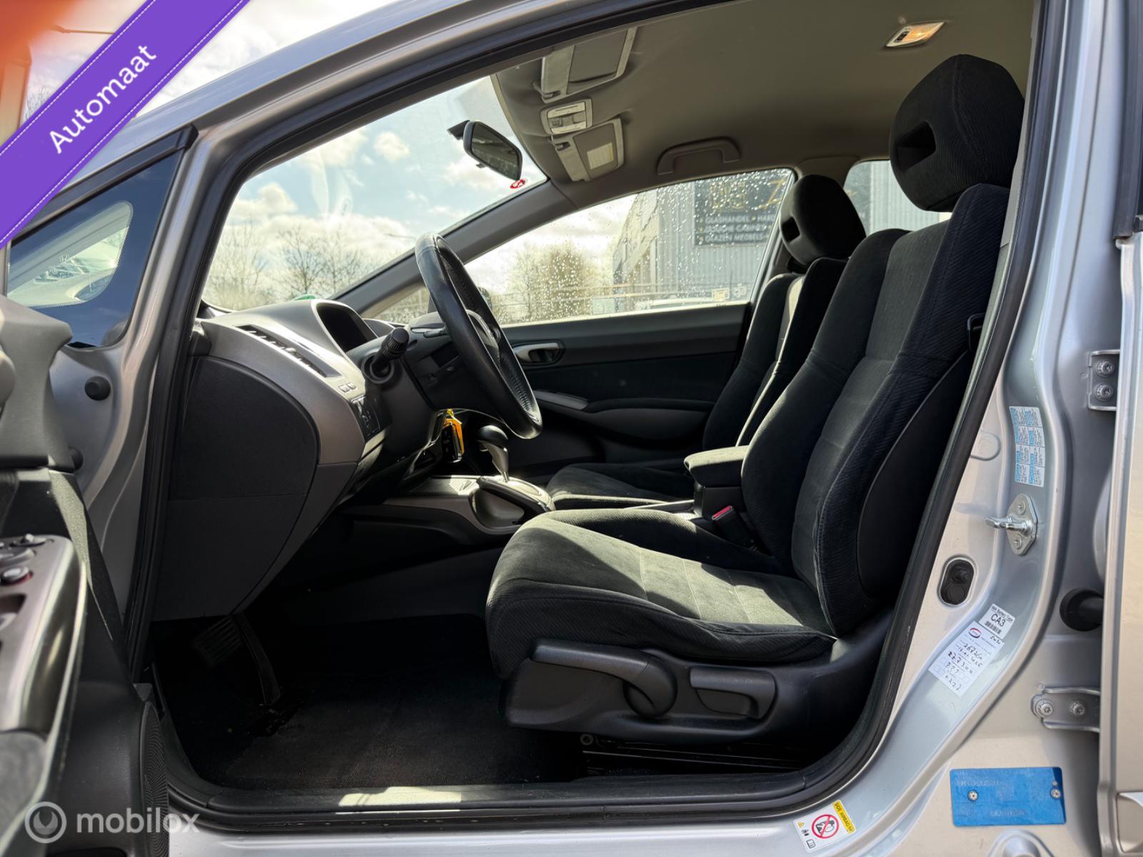 Foto van Honda Civic 4dr Hybrid