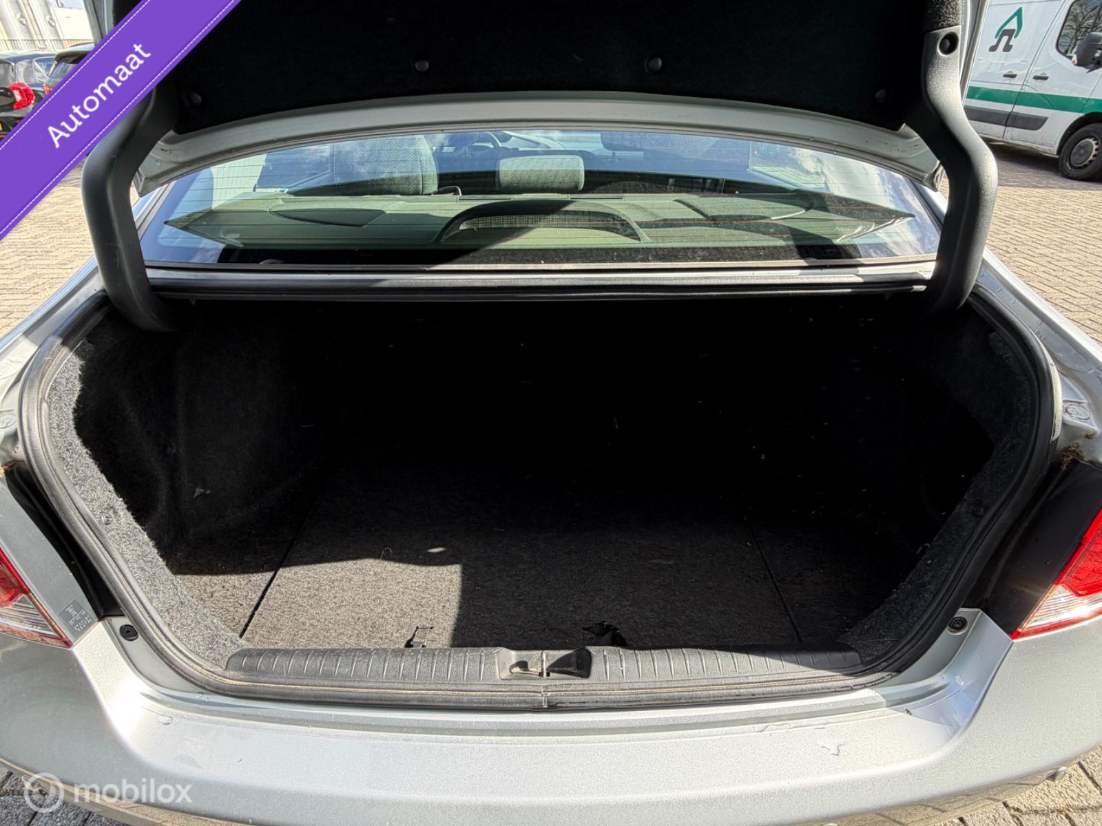 Foto van Honda Civic 4dr Hybrid