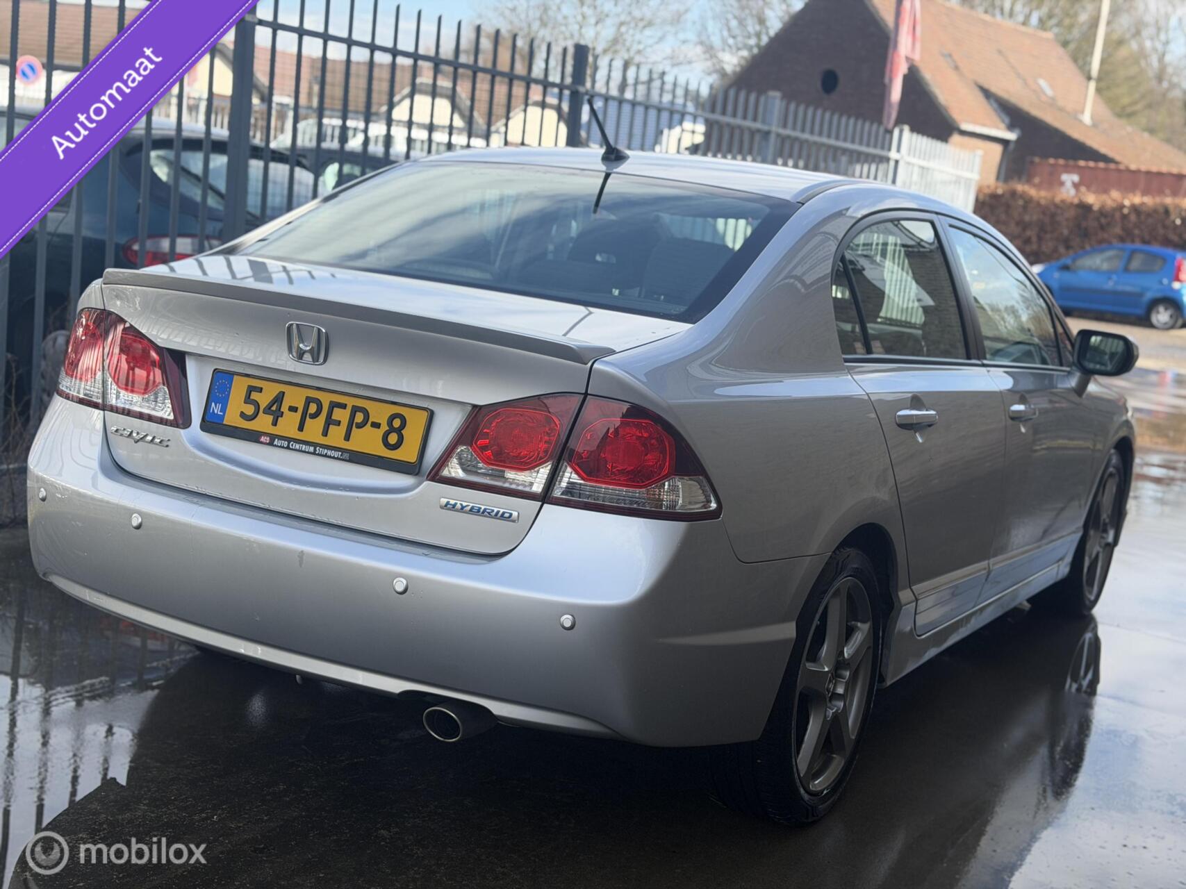 Foto van Honda Civic 4dr Hybrid