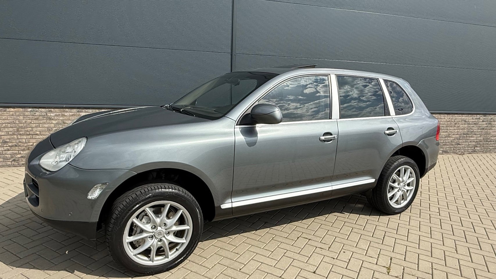 Porsche Cayenne S 4.5 S 2003 - voorkant