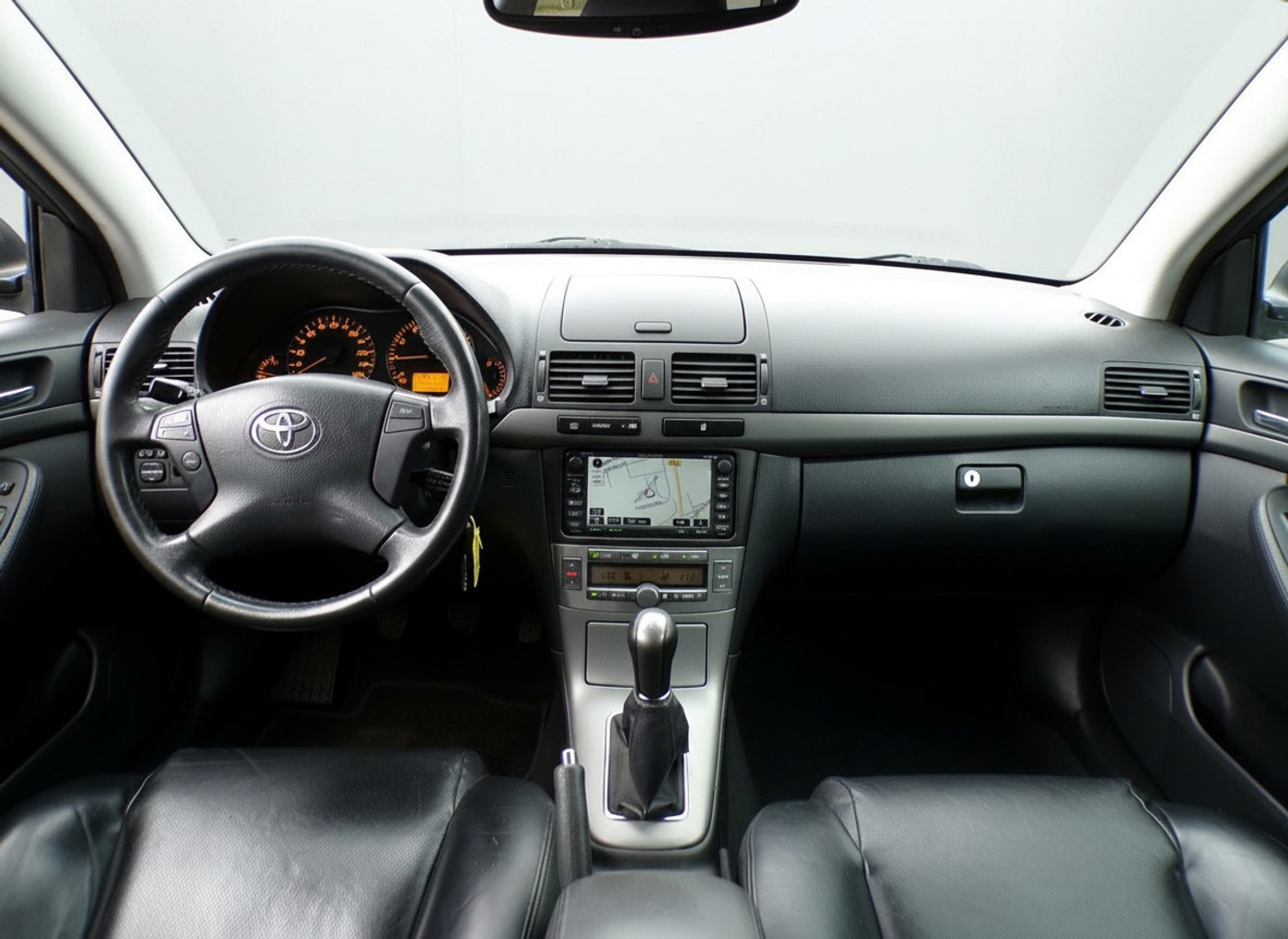 Foto van Toyota Toyota Avensis