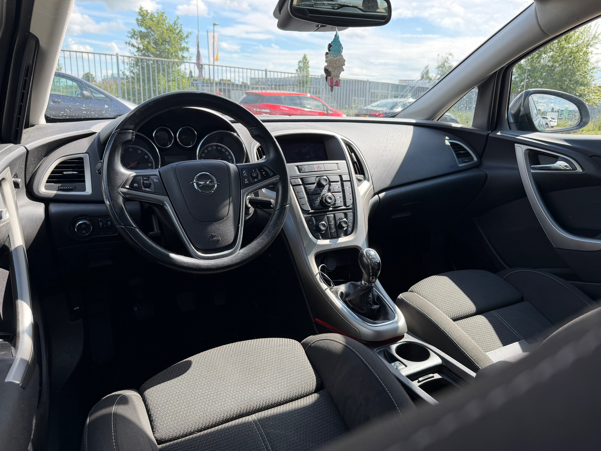 Foto van Opel Astra Sports Tourer