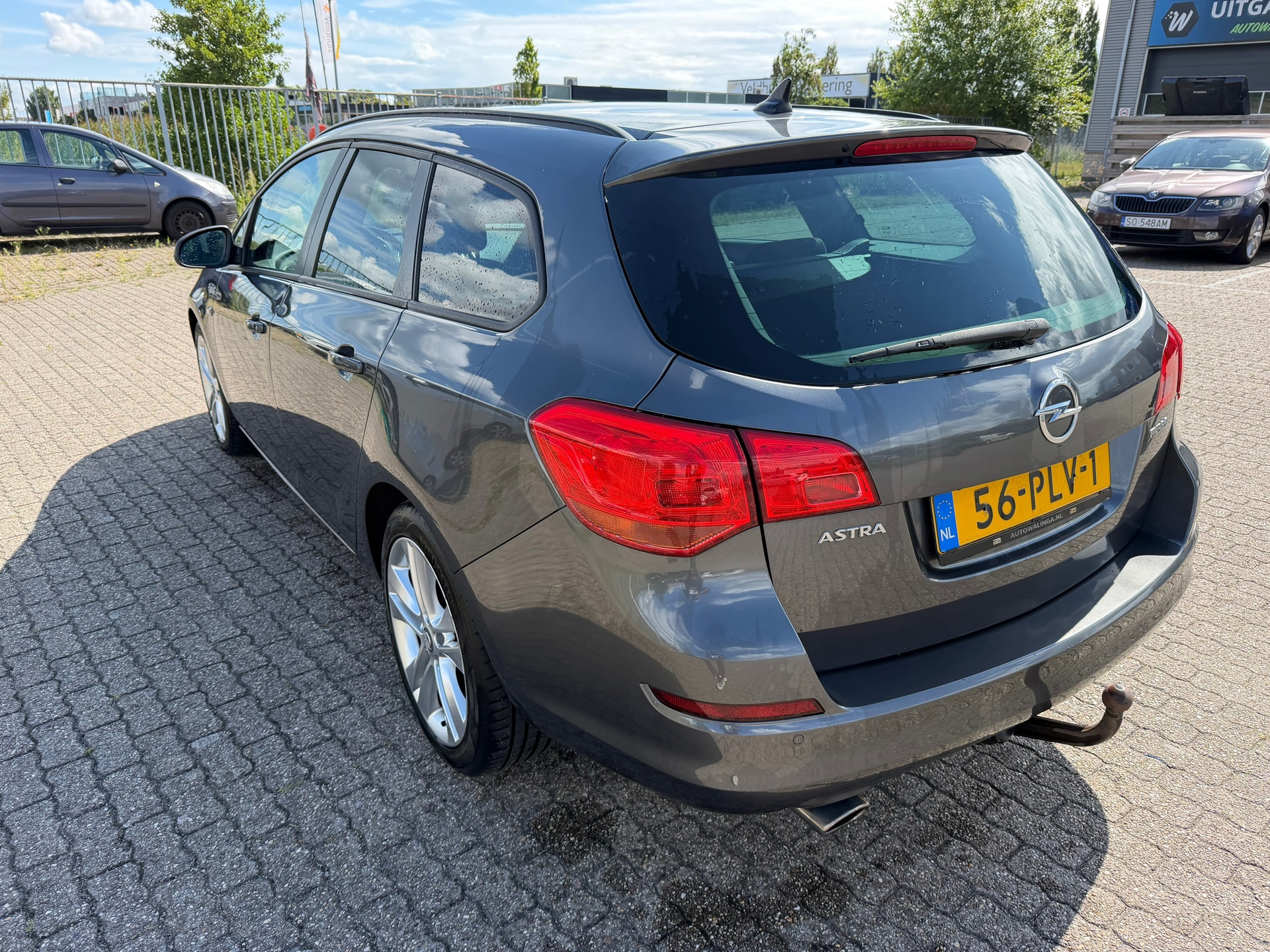 Foto van Opel Astra Sports Tourer
