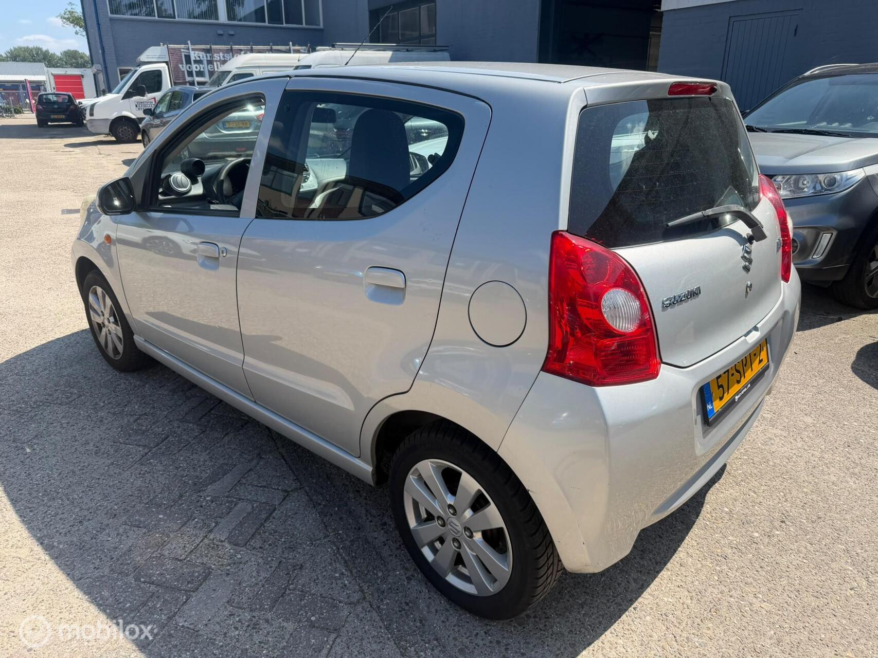 Foto van Suzuki Alto
