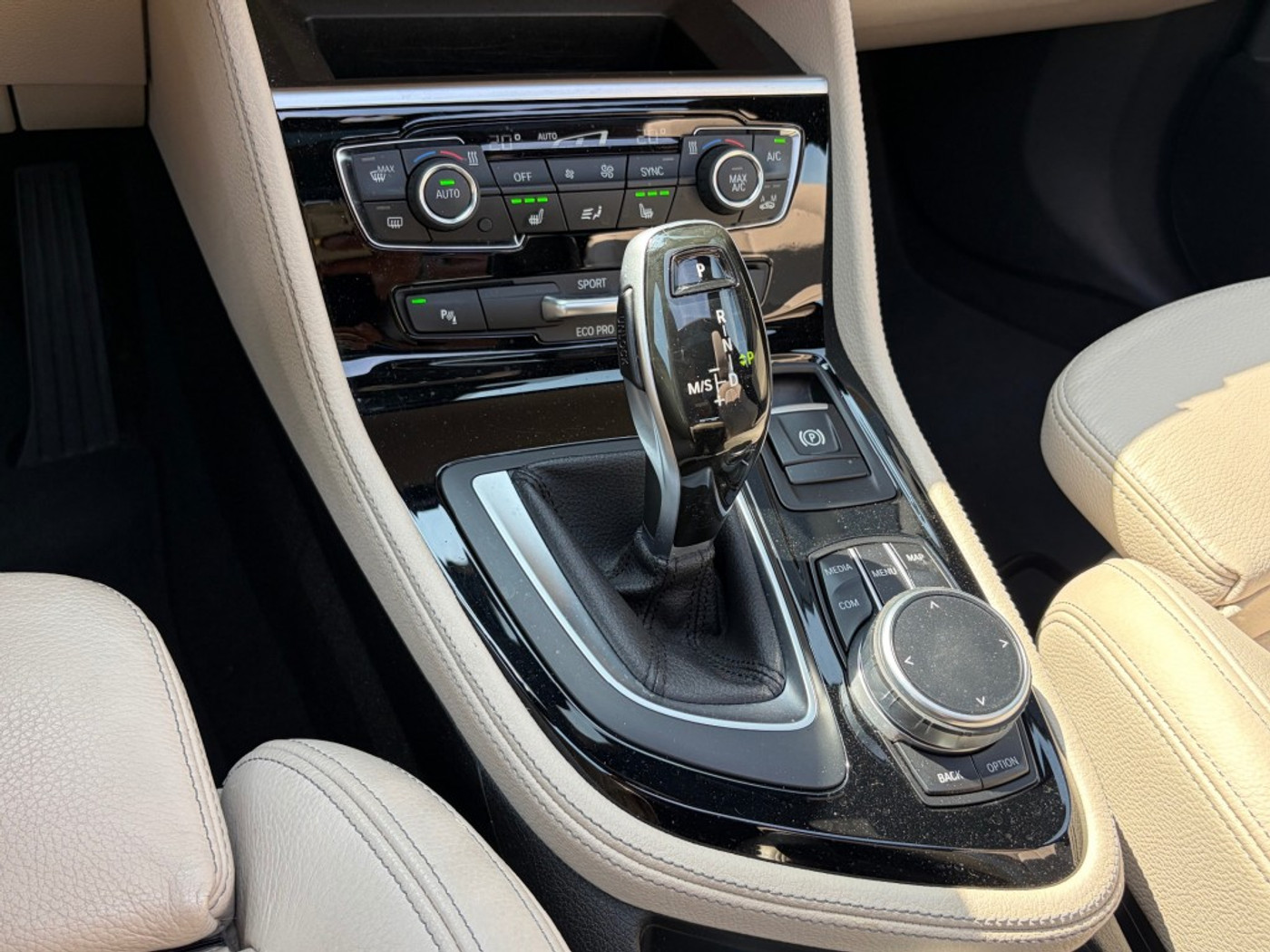 Foto van BMW 218i Active Tourer