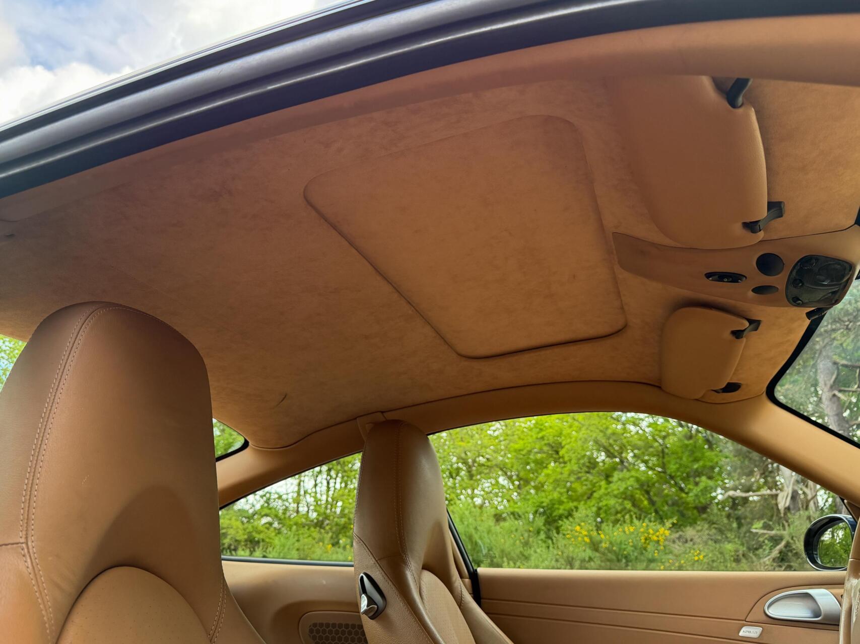 Foto van Porsche 911 Carrera