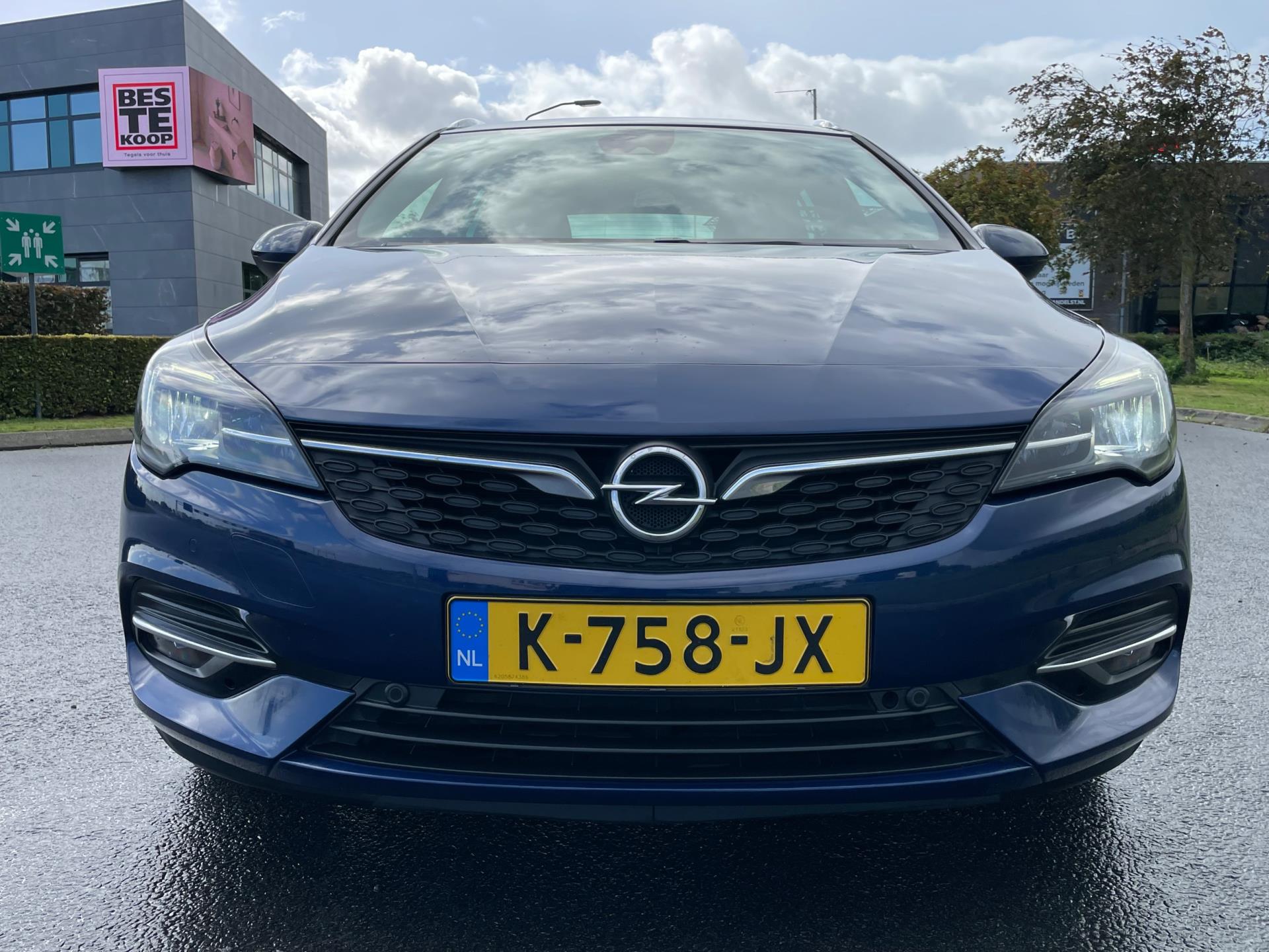 Foto van Opel Astra Sports Tourer